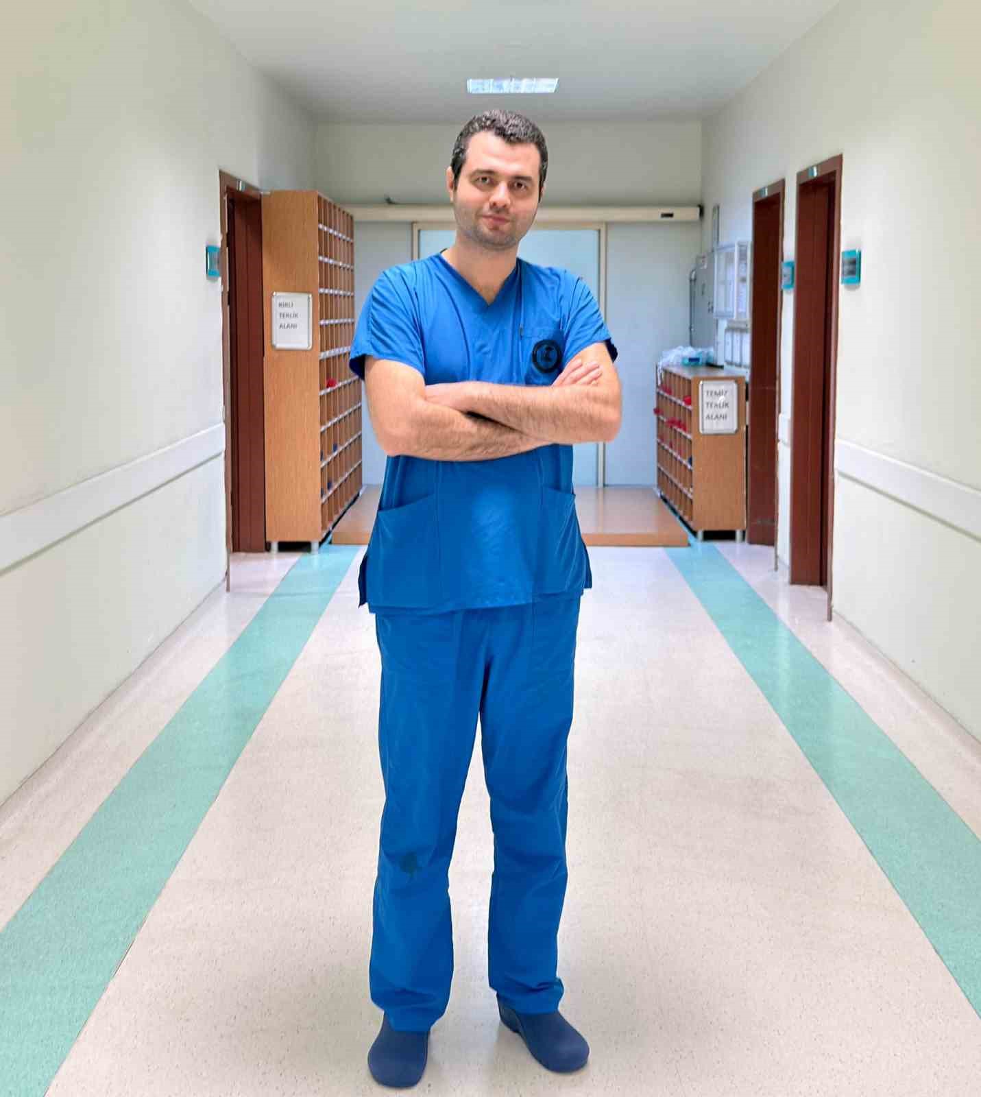 Akşehir Devlet Hastanesi’nde bir ilk: V-NOTES izsiz rahim ameliyatı
Akşehir Devlet Hastanesi’nde bir ilk: V-NOTES izsiz rahim ameliyatı