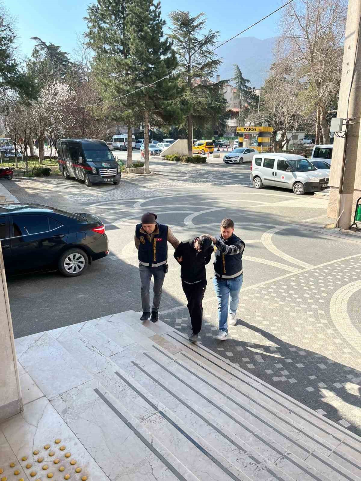 Akşehir’de uyuşturucu operasyonu: 1 tutuklama
