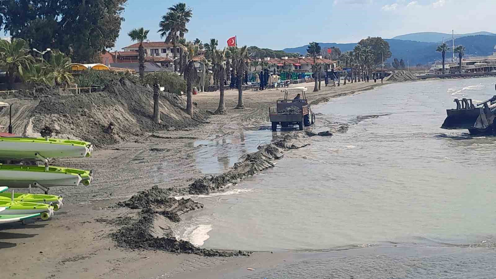 Akyaka sahili yaz sezonuna hazırlanıyor
