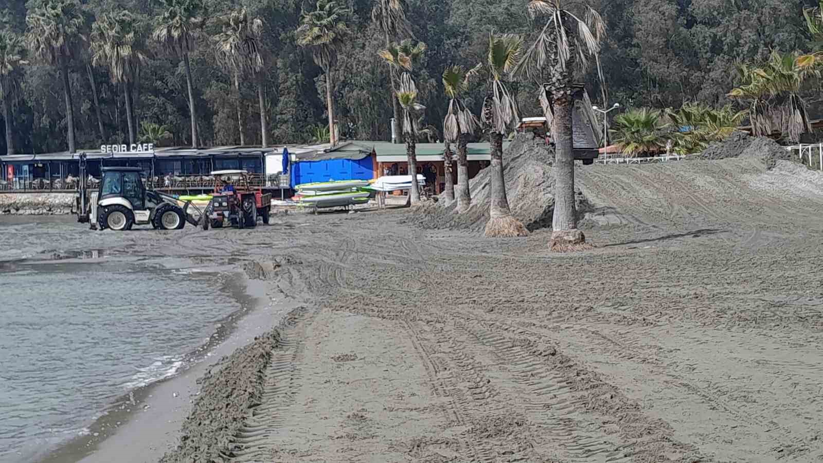 Akyaka sahili yaz sezonuna hazırlanıyor
