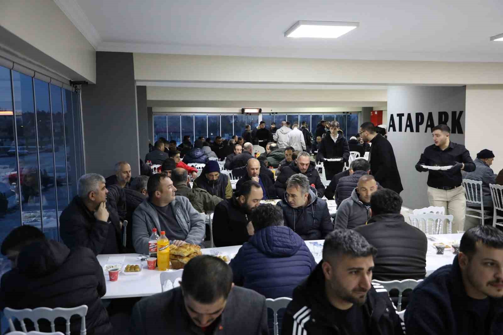 Alaca Belediyesi personelleri iftar programında buluştu
