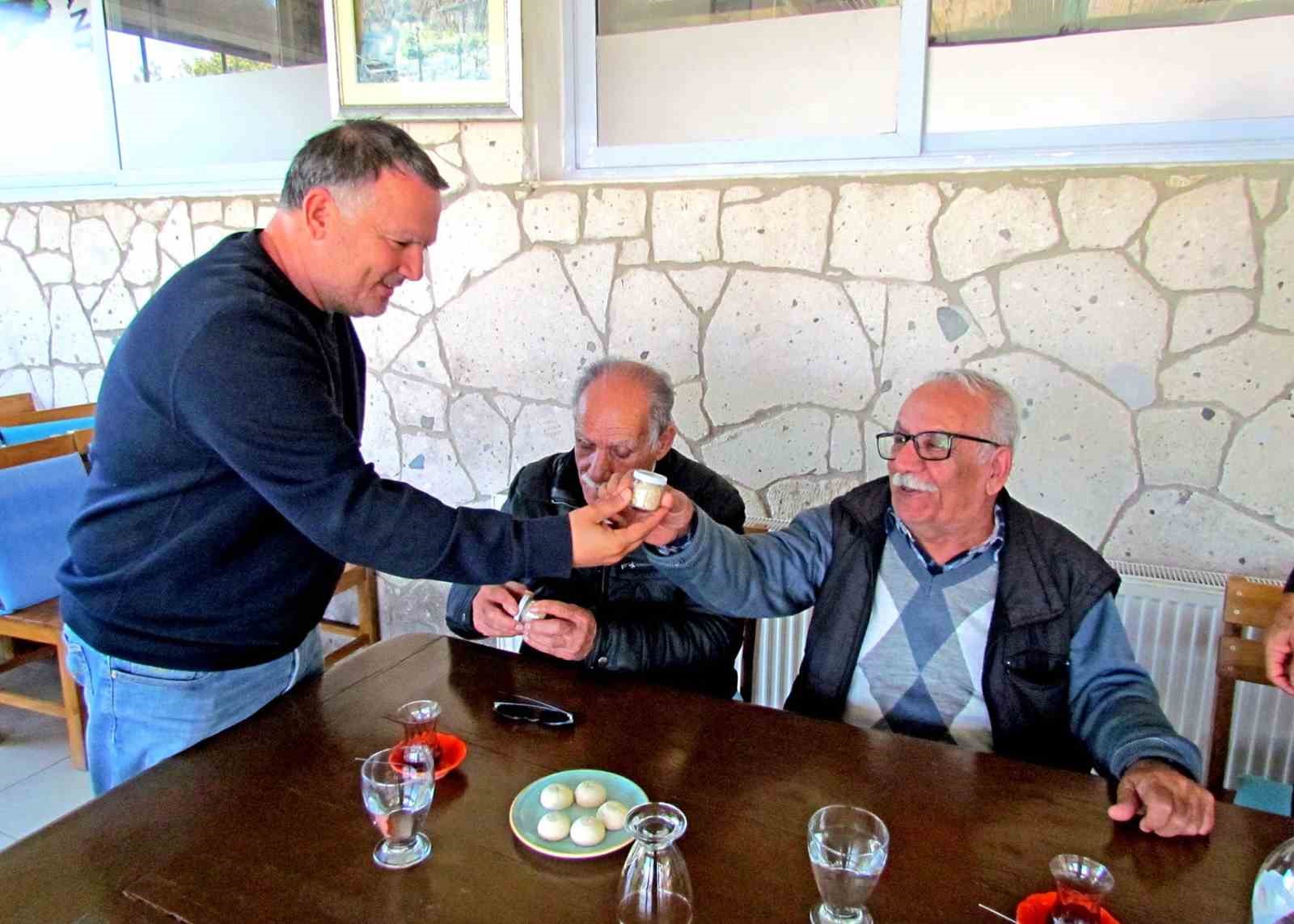 Alaçatı’da, sakızın 70 yıllık geçmişini anlattılar
