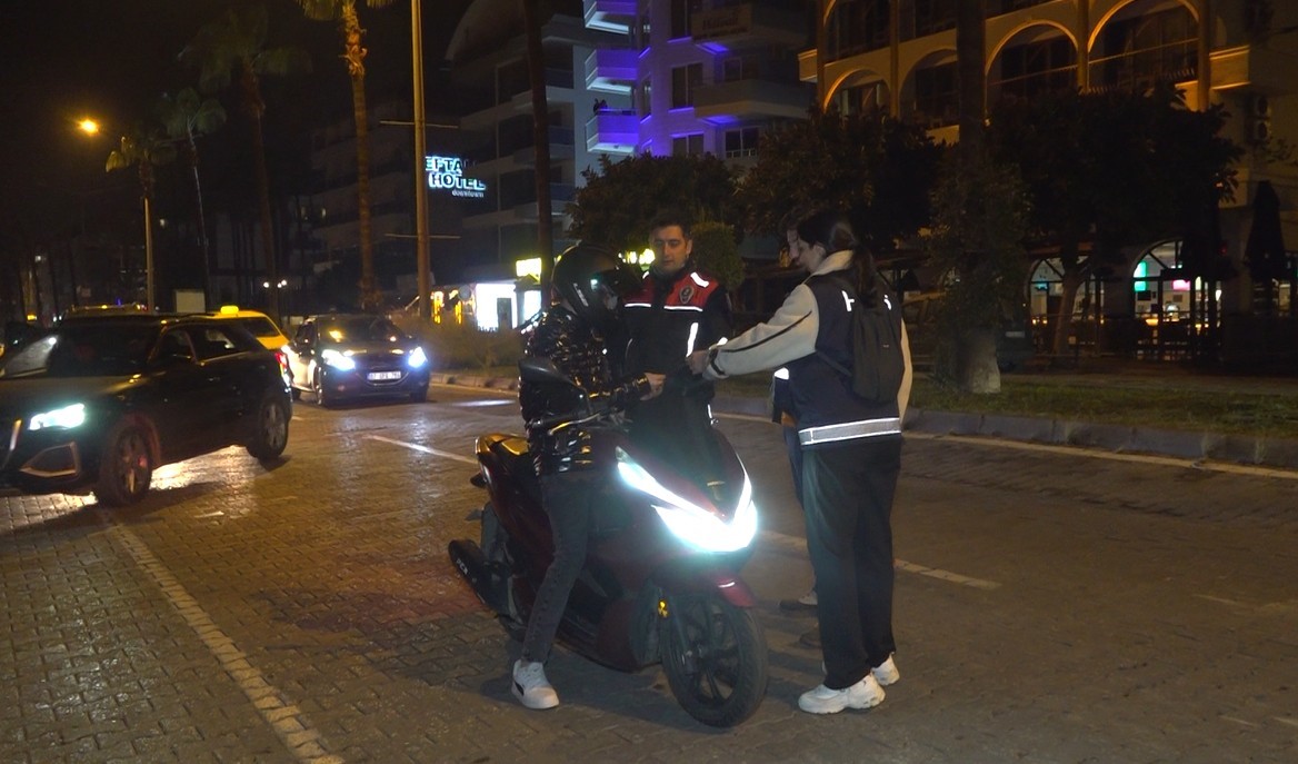 Alanya 2026’ya coşkuyla girdi
