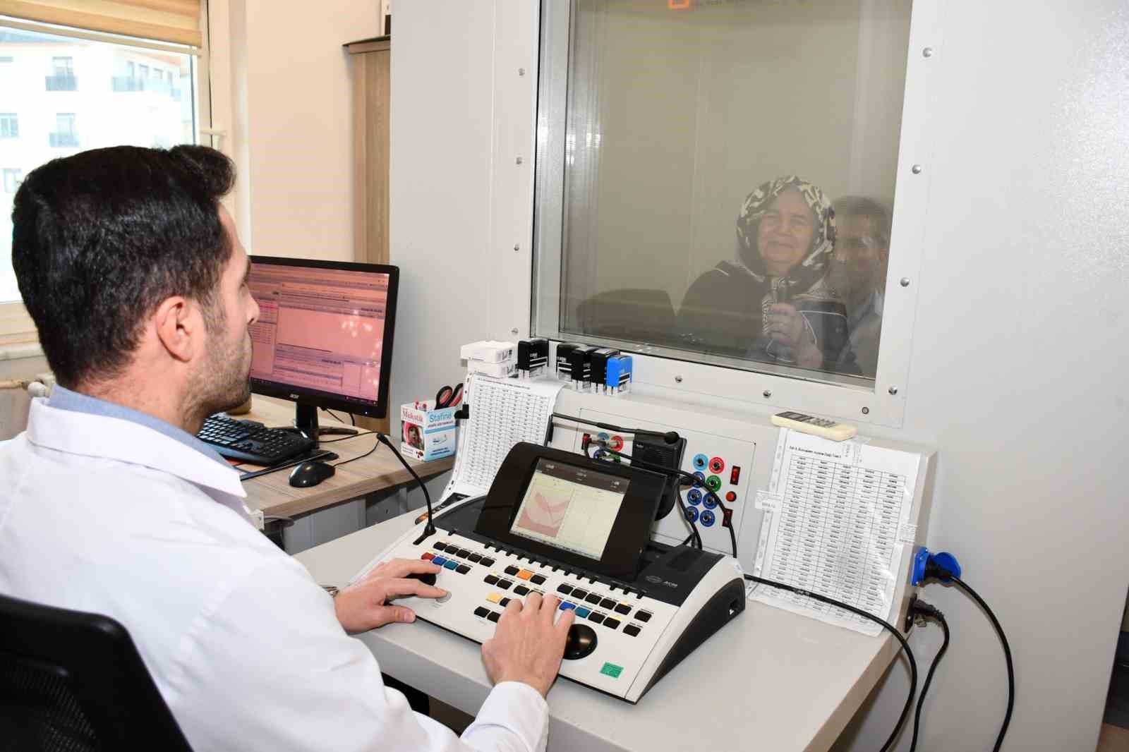 Alanya’da 9 bin hastaya işitme sağlığı hizmeti
Alanya’da 9 bin hastaya işitme sağlığı hizmeti