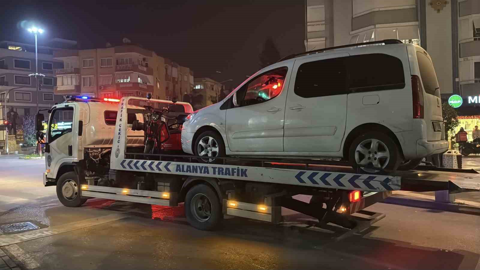 Alanya’da bıçak ve zincirlerin kullanıldığı kavgaya 3 tutuklama
