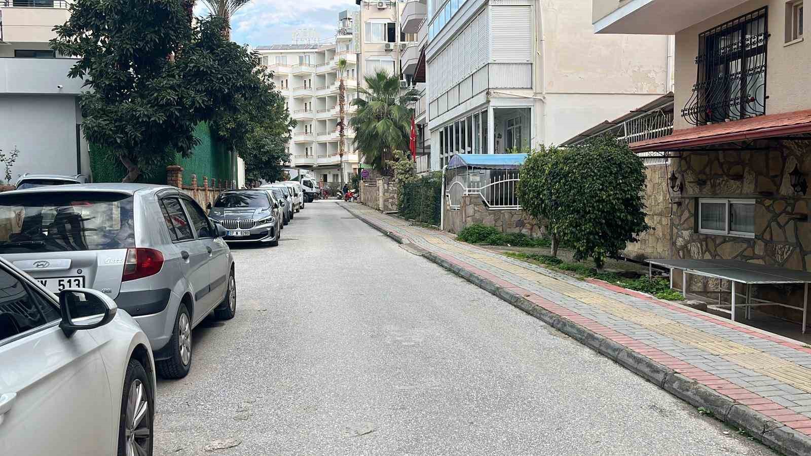 Alanya’da bıçak ve zincirlerin kullanıldığı kavgaya 3 tutuklama
