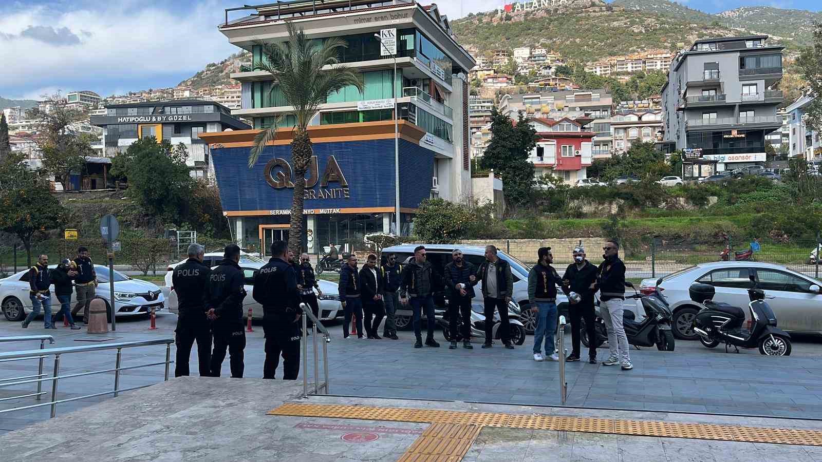 Alanya’da bıçak ve zincirlerin kullanıldığı kavgaya 3 tutuklama

