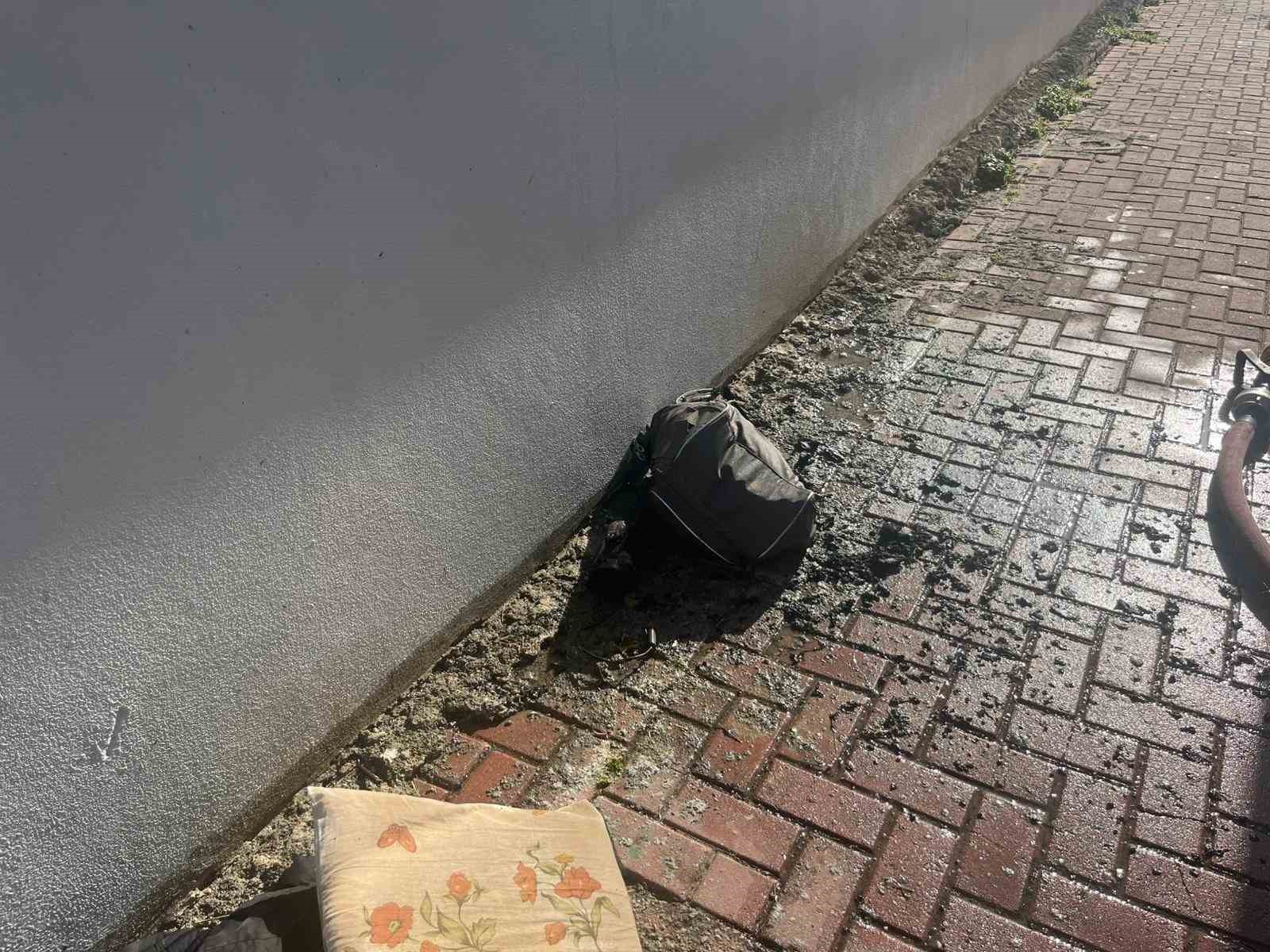 Alanya’da hafif ticari araç yangını korkuttu
