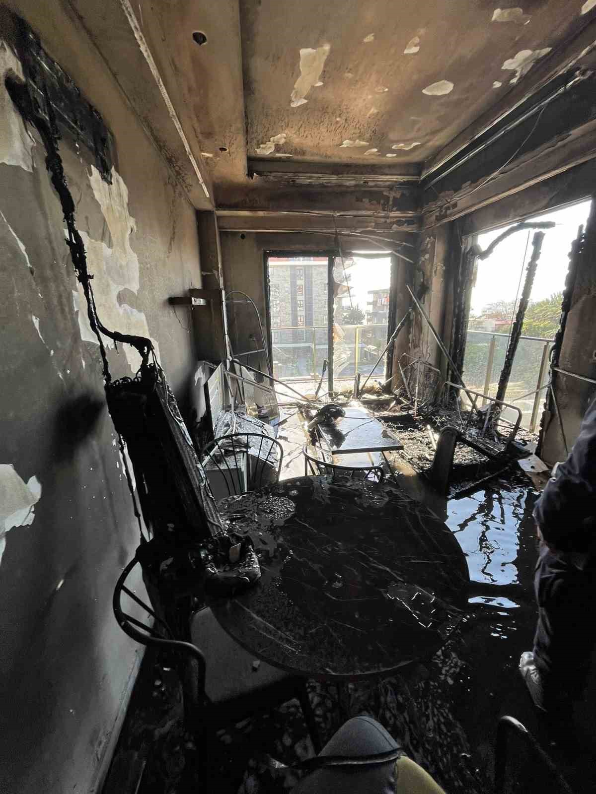 Alanya’da korkutan yangın
