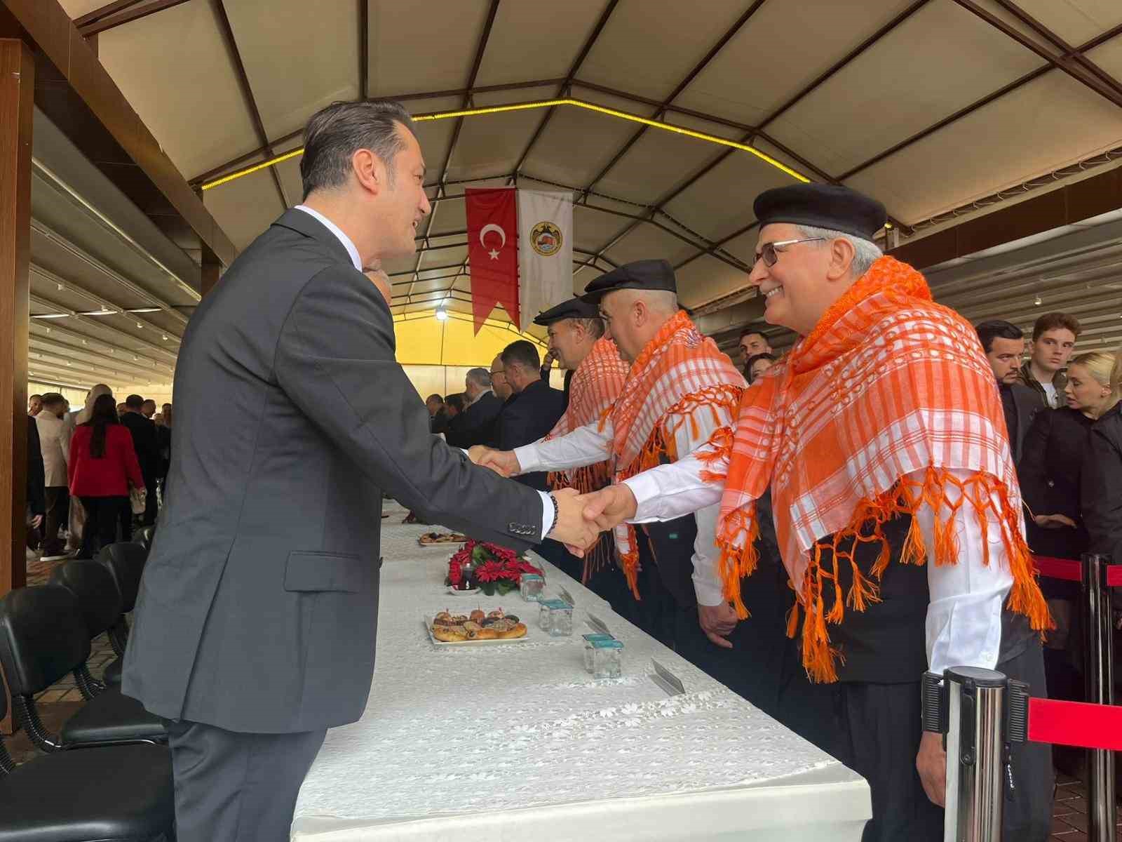 Alanya’da protokol bayramlaştı
