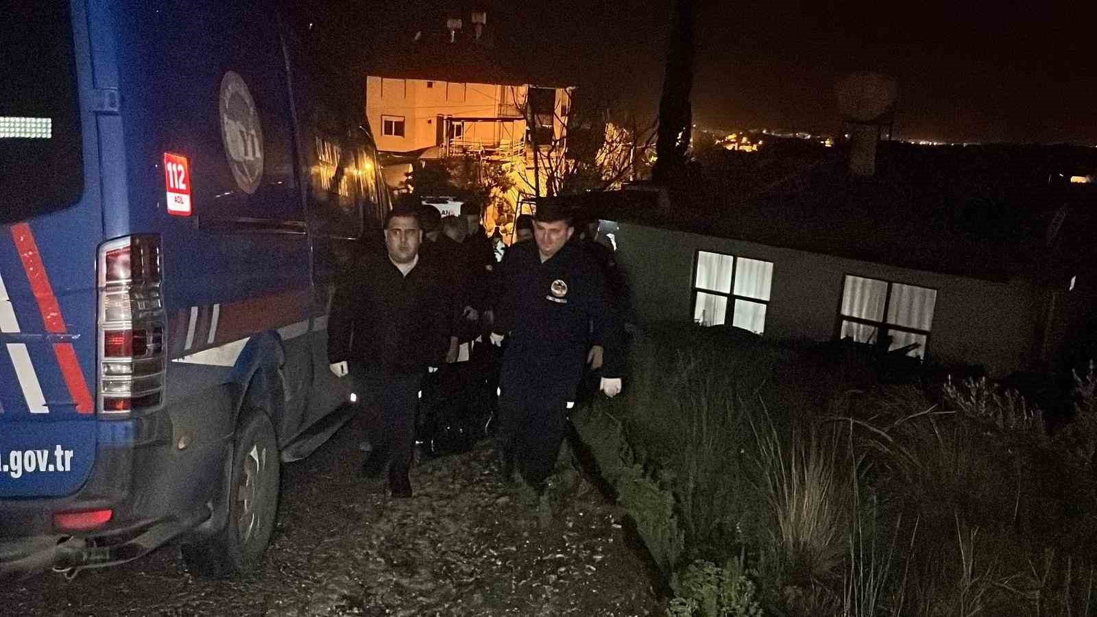 Alanya’da seyir halindeki araca silahlı saldırı: 1 ölü
