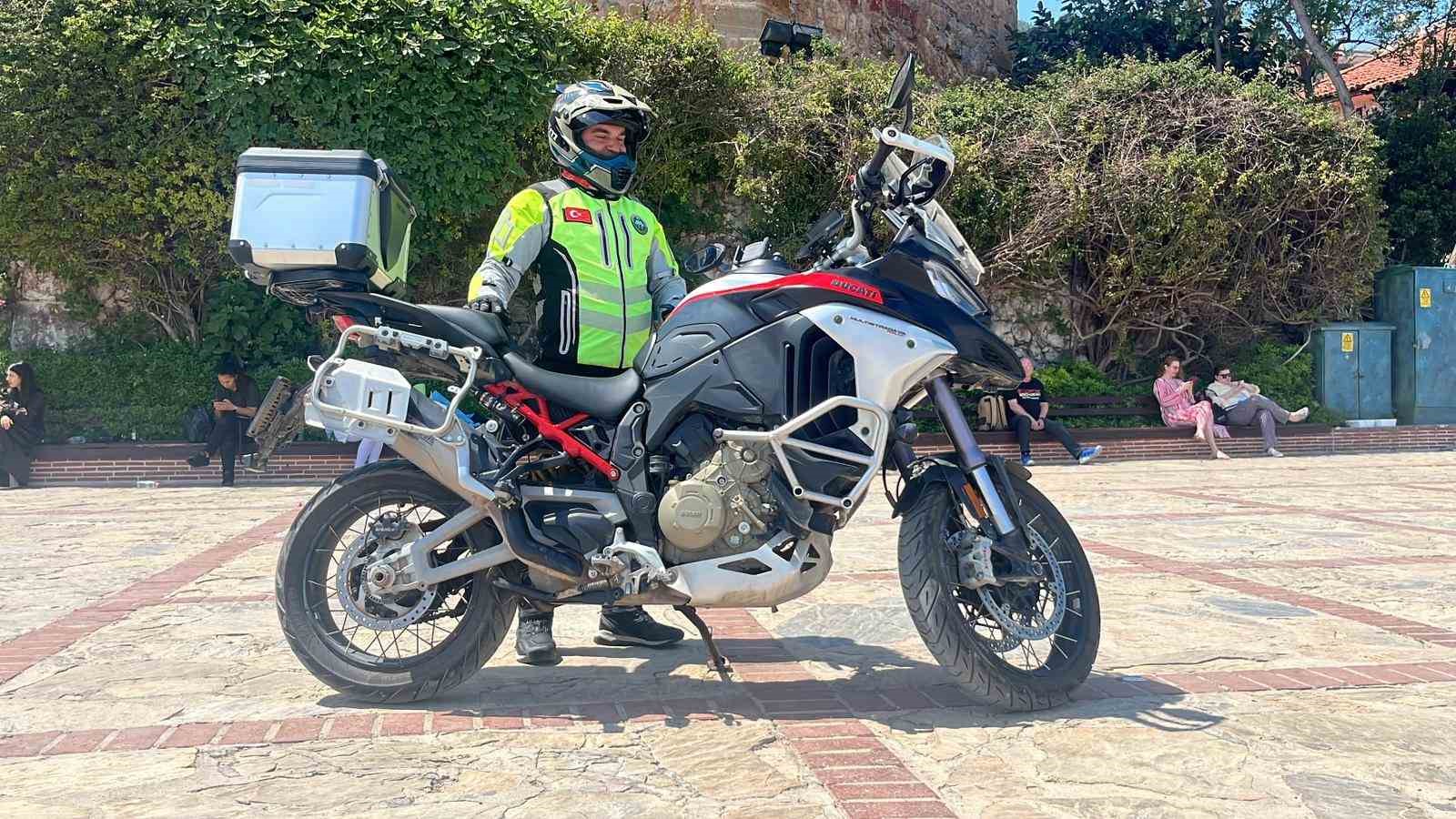 Alanya’dan kutsal topraklara motosikletle 7 bin kilometrelik yolculuk
