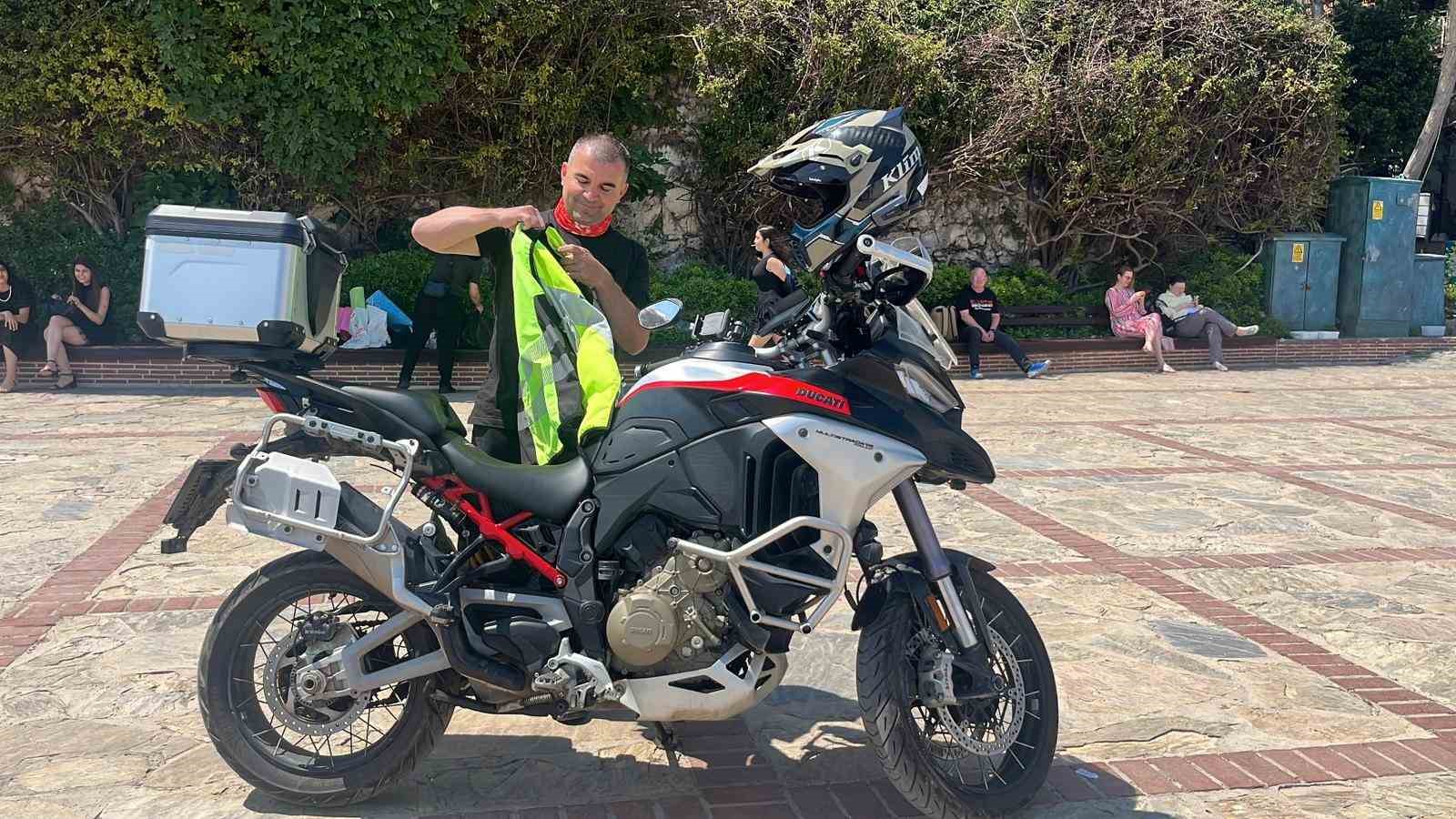 Alanya’dan kutsal topraklara motosikletle 7 bin kilometrelik yolculuk
