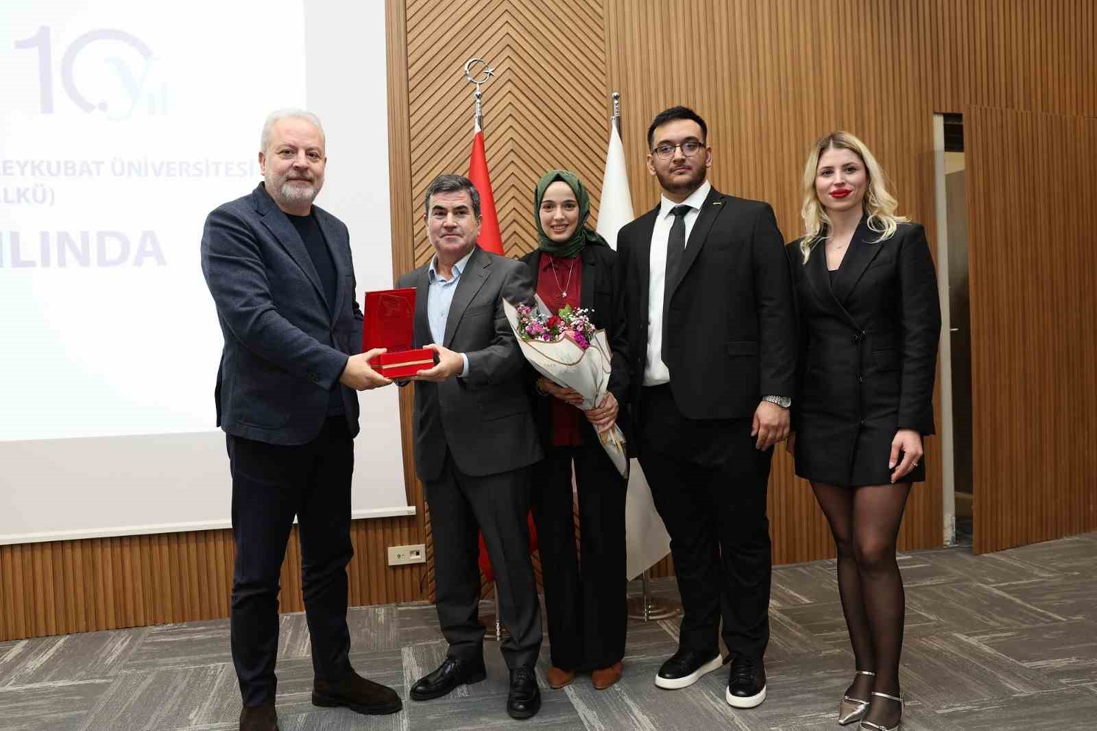 Alanya’nın sağlık turizmi ALKÜ’de masaya yatırıldı
