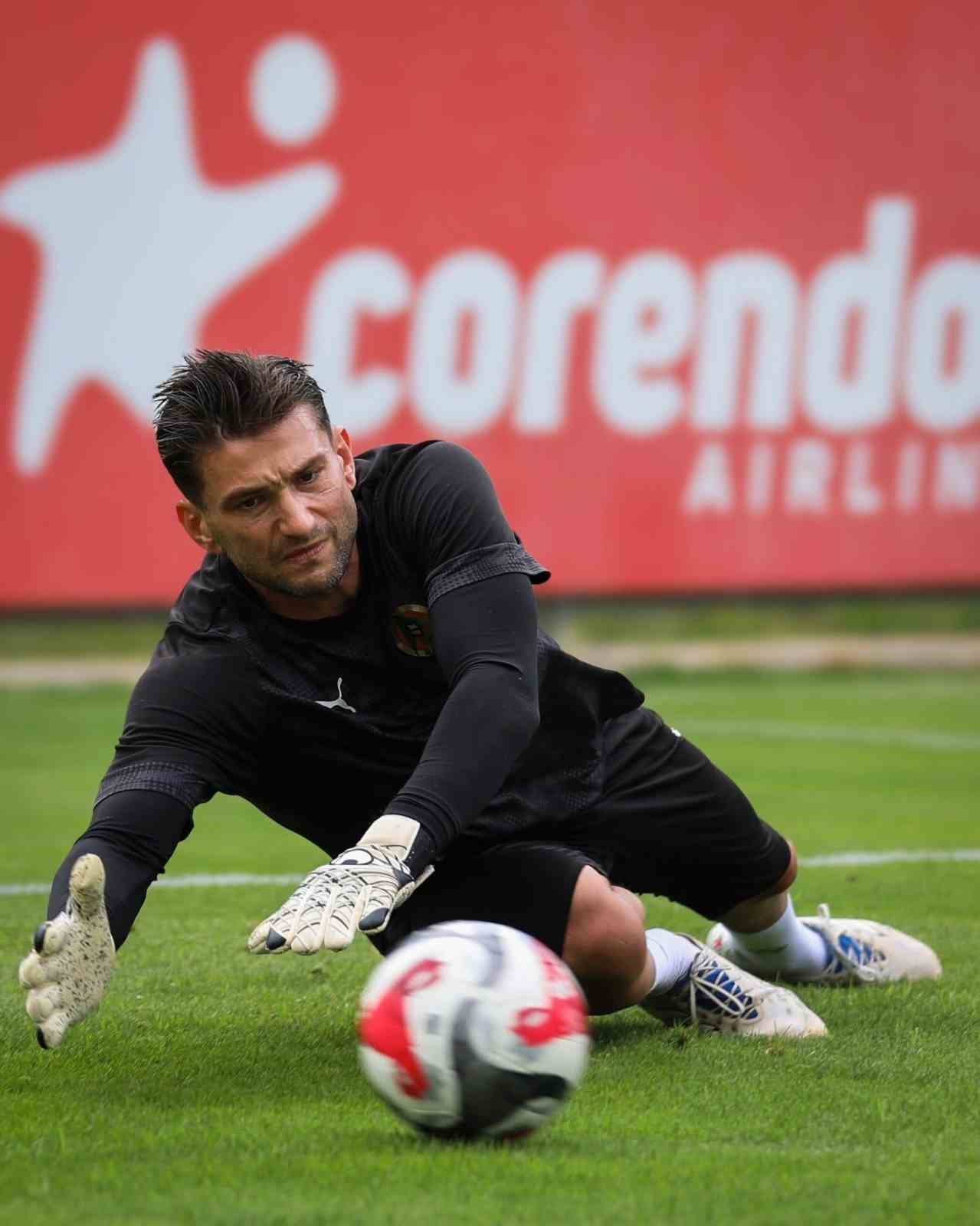 Alanyaspor, Antalyaspor maçının hazırlıklarına başladı
