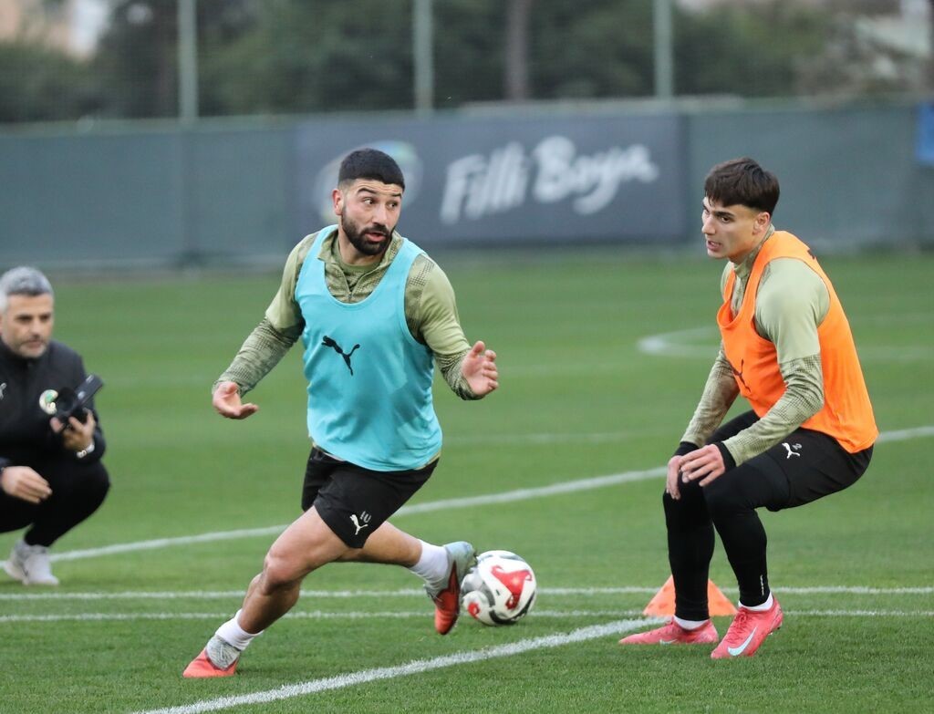 Alanyaspor, Beşiktaş maçı hazırlıklarına başladı
