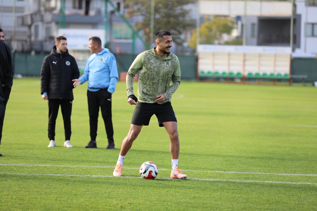 Alanyaspor, Çaykur Rizespor maçı hazırlıklarını tamamladı
