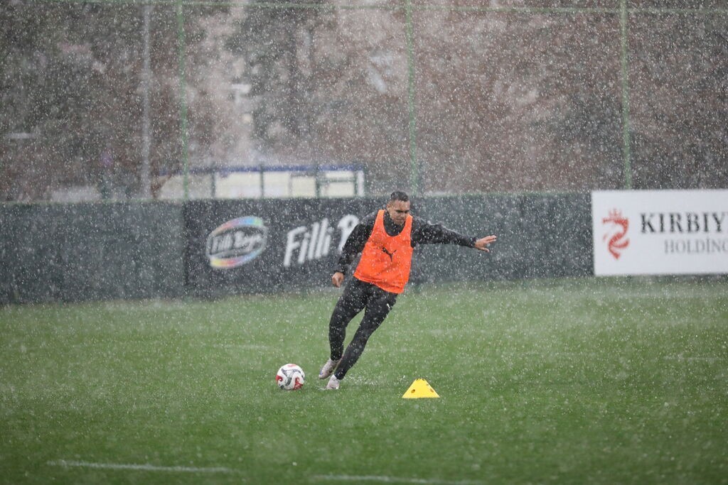 Alanyaspor, Konyaspor maçı hazırlıklarını tamamladı
