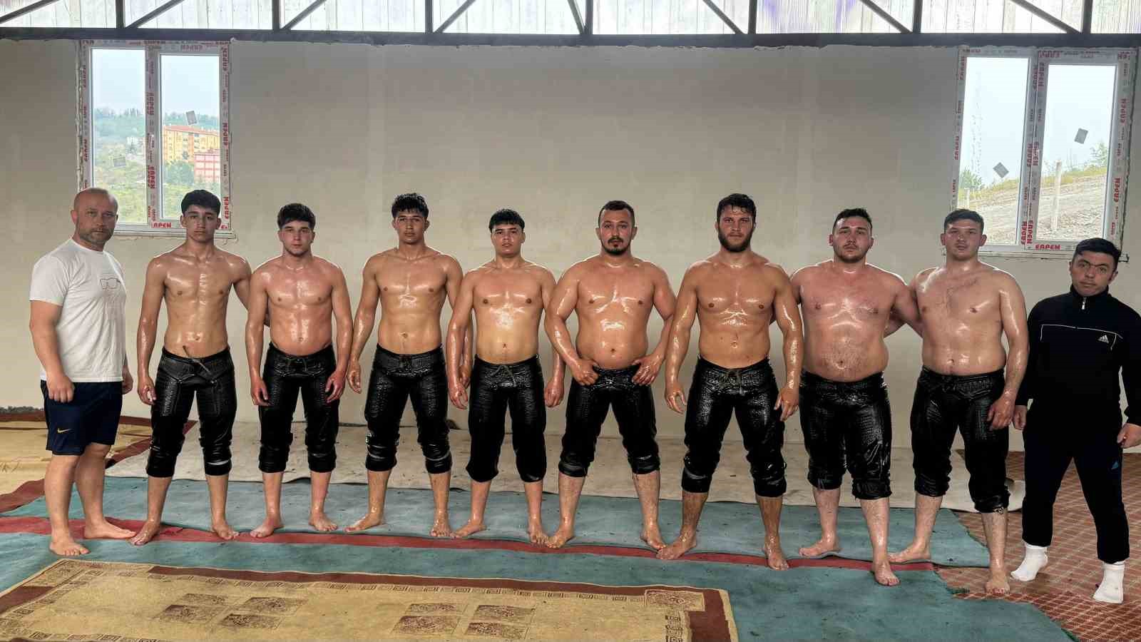 Alaplı Belediye Güreş Takımı yeni sezon hazırlıklarını sürdürüyor
