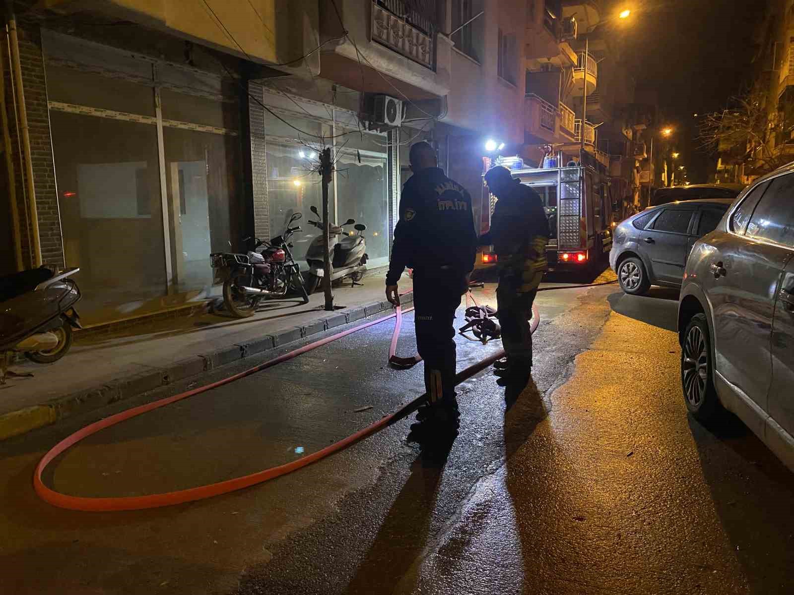 Alaşehir’de ev yangını korkuttu
