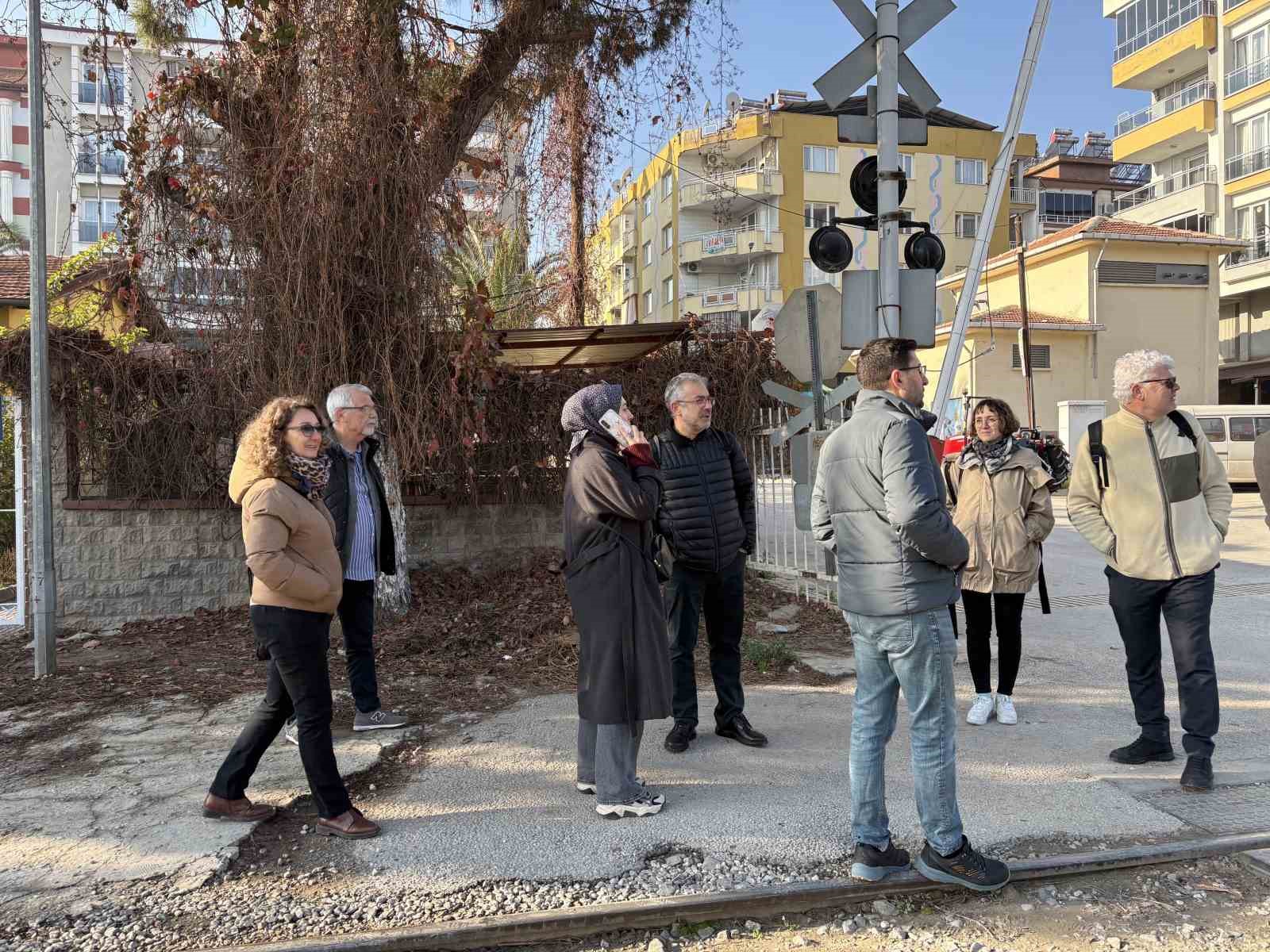 Alaşehir’in kalbi yeniden tasarlanacak
Alaşehir’in kalbi yeniden tasarlanacak