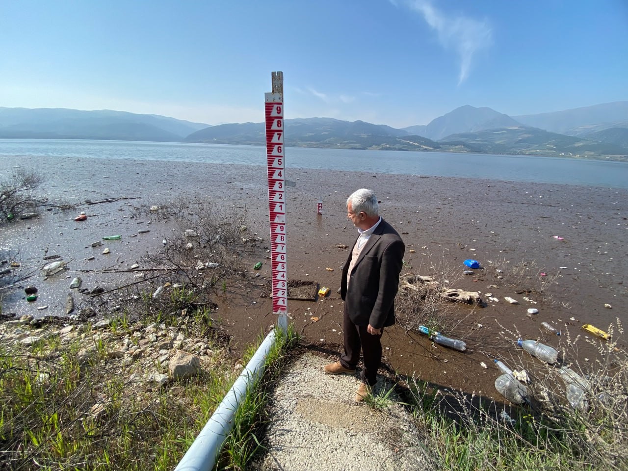 Alaşehirli çiftçilerin su sevinci
