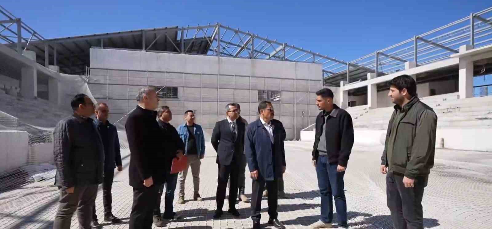 Alazı Mahallesi’nde 1500 kişilik Spor Tesisinde çalışmalar sürüyor
