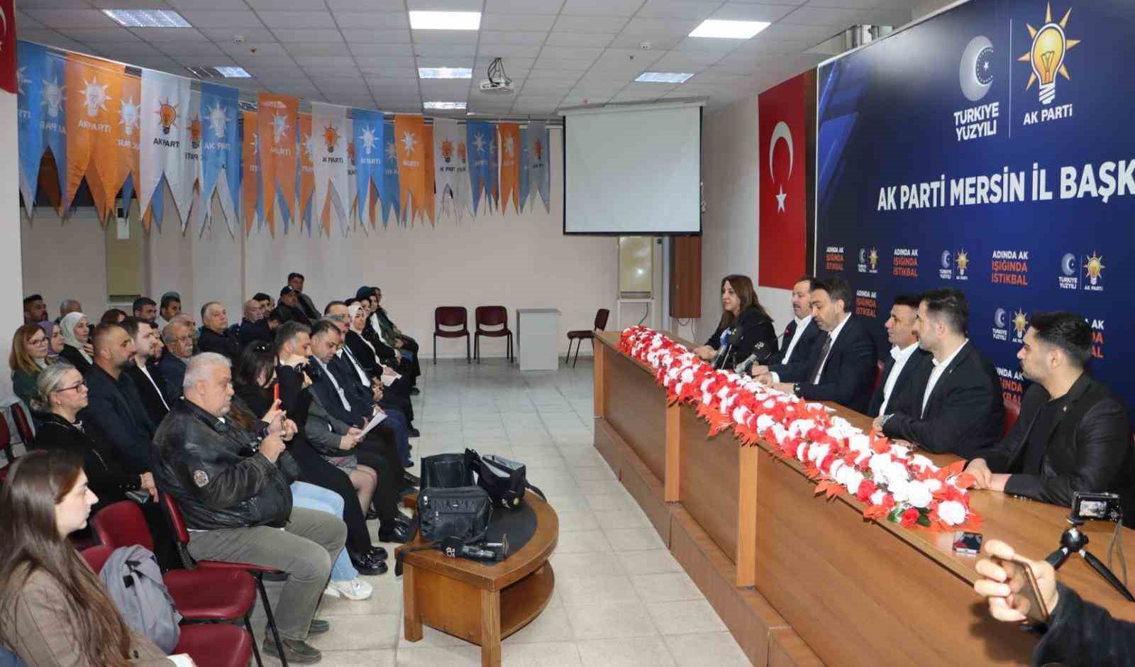 Aldemir: "28 Şubat, millet iradesine indirilmiş ağır bir darbedir"
Aldemir: "28 Şubat, millet iradesine indirilmiş ağır bir darbedir"