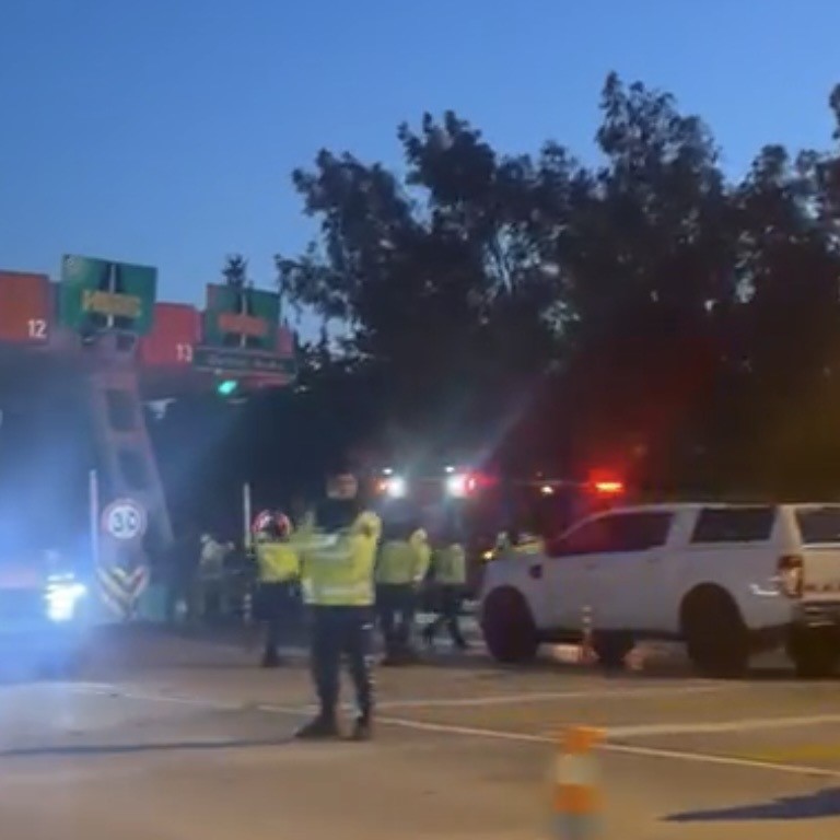 Alev alan otomobilde hayatını kaybeden 25 yaşındaki doktor son yolculuğuna uğurlandı
