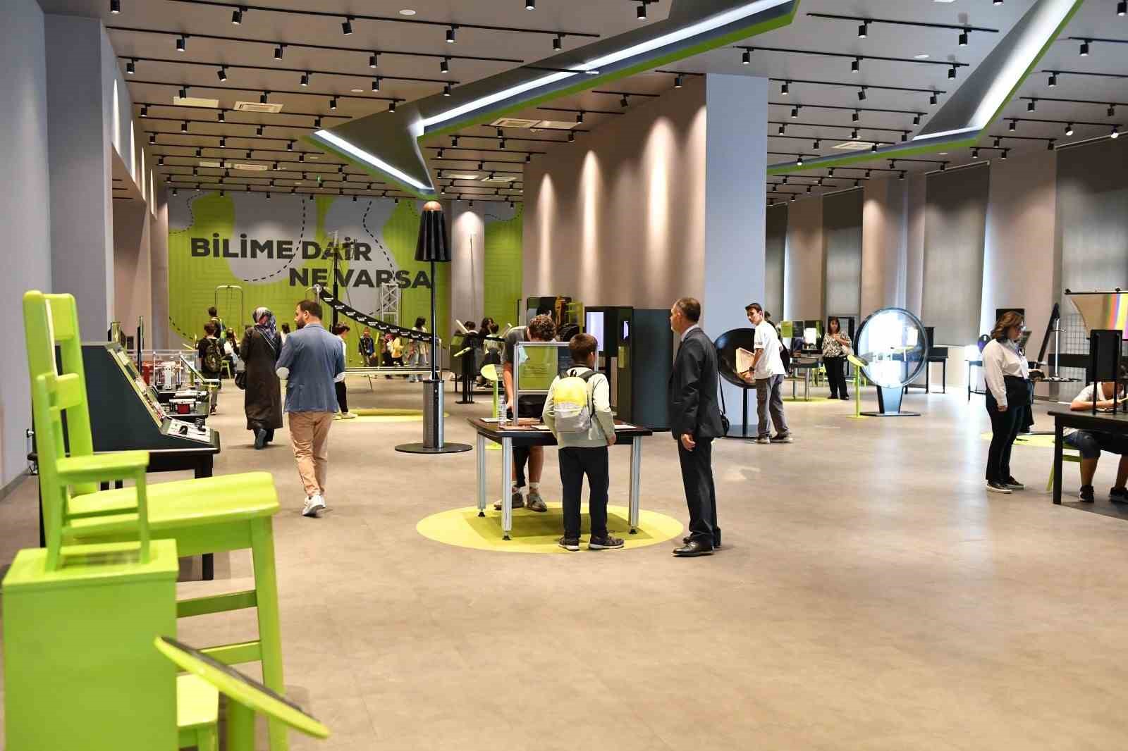Alev Alatlı Bilim Merkezi’nde sömestir yoğunluğu
Alev Alatlı Bilim Merkezi’nde sömestir yoğunluğu