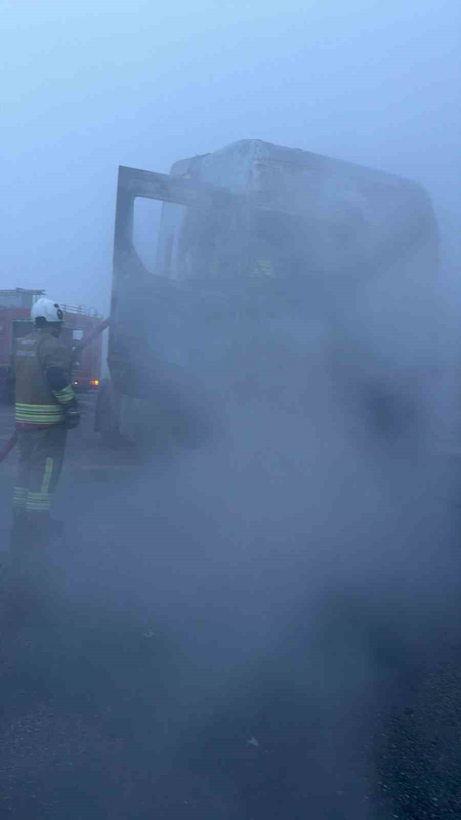 Alevlere teslim olan tır kullanılamaz hale geldi
