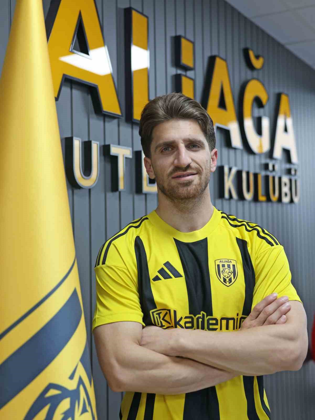 Aliağa FK’da bir transfer, bir ayrılık
