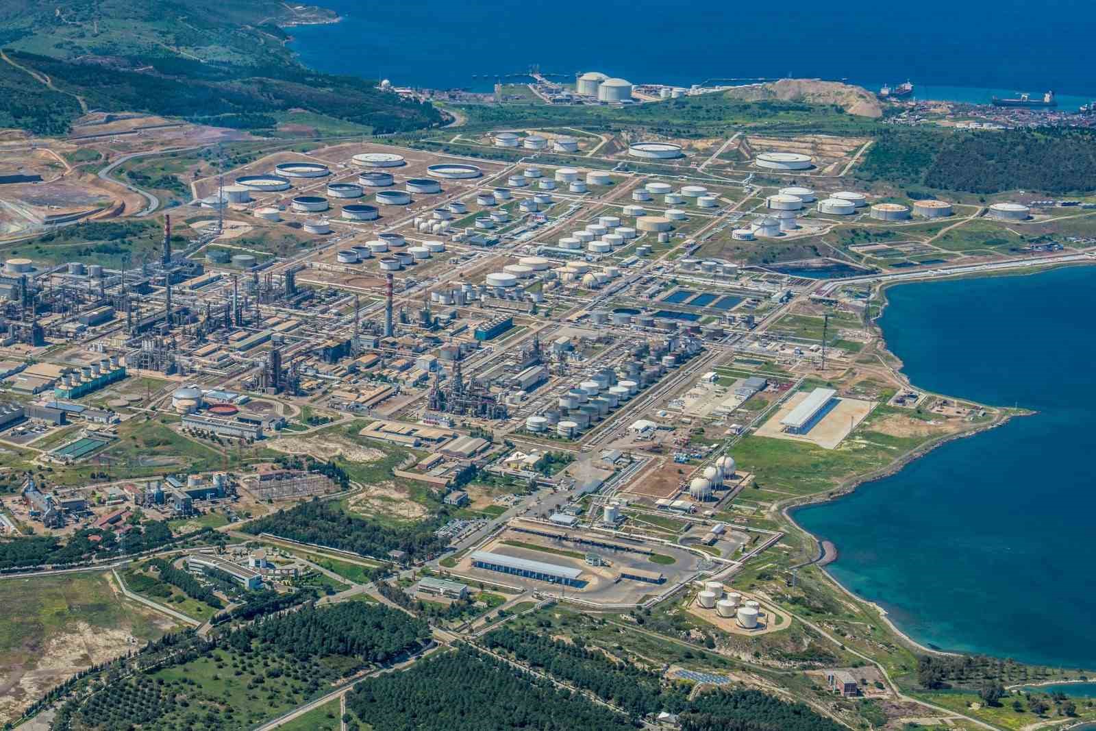 Aliağa Limanları, dış ticaretin yüzde 5,5’ini tek başına derçekleştirdi
