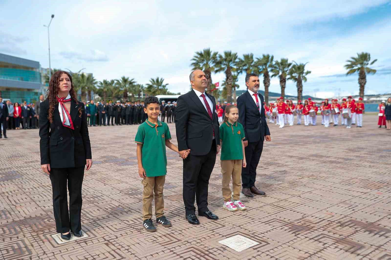 Aliağa’da 23 Nisan Çocuk Bayramı coşkuyla kutlandı
