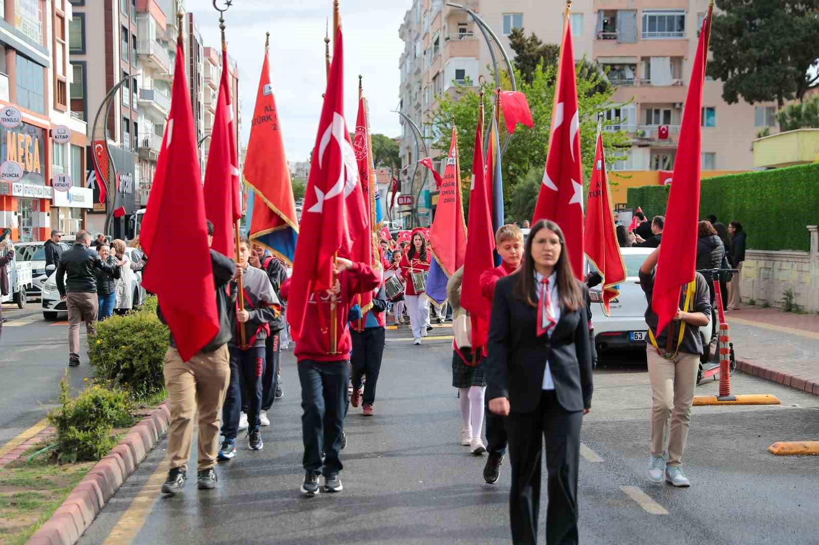 Aliağa’da 23 Nisan Çocuk Bayramı coşkuyla kutlandı
