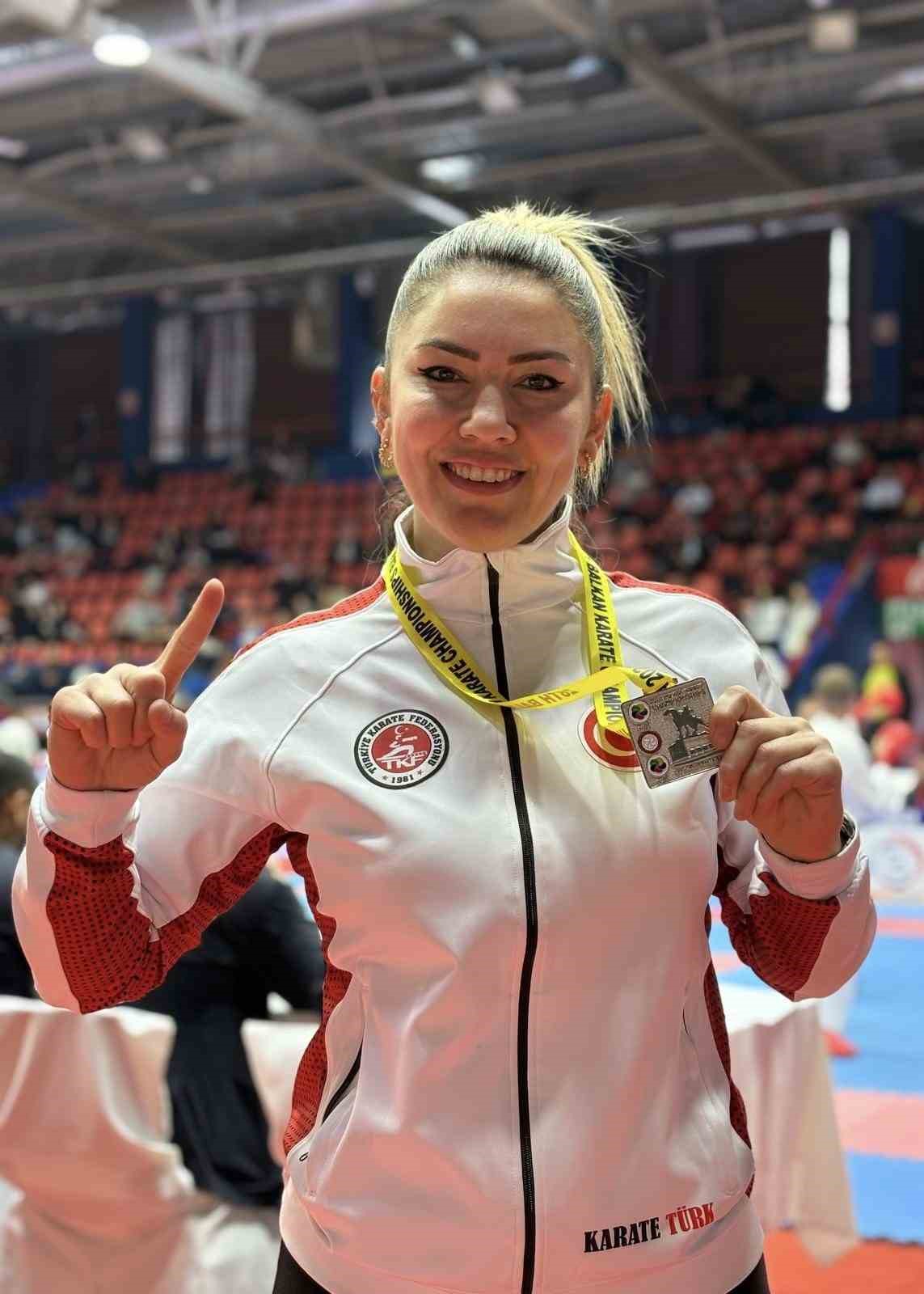 Aliağa’dan karatede Balkan zaferi
