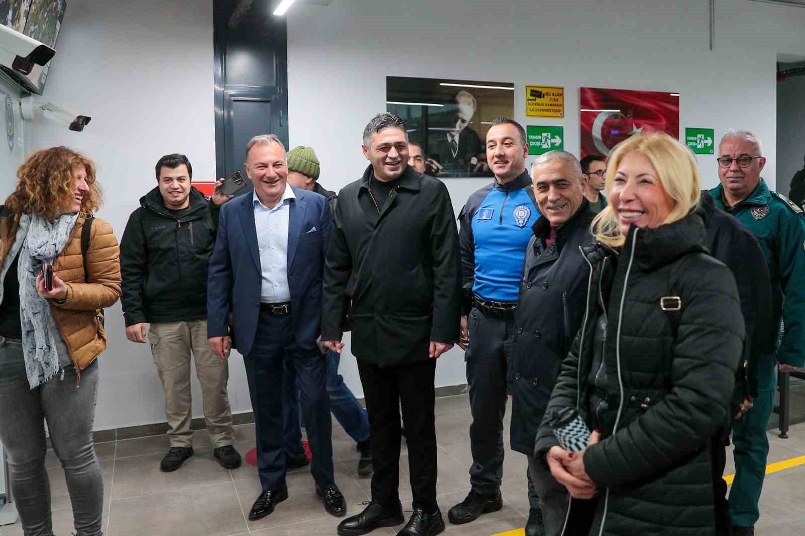 Aliaport Deniz Yolcu İskelesi’nde ilk sefer yapıldı
