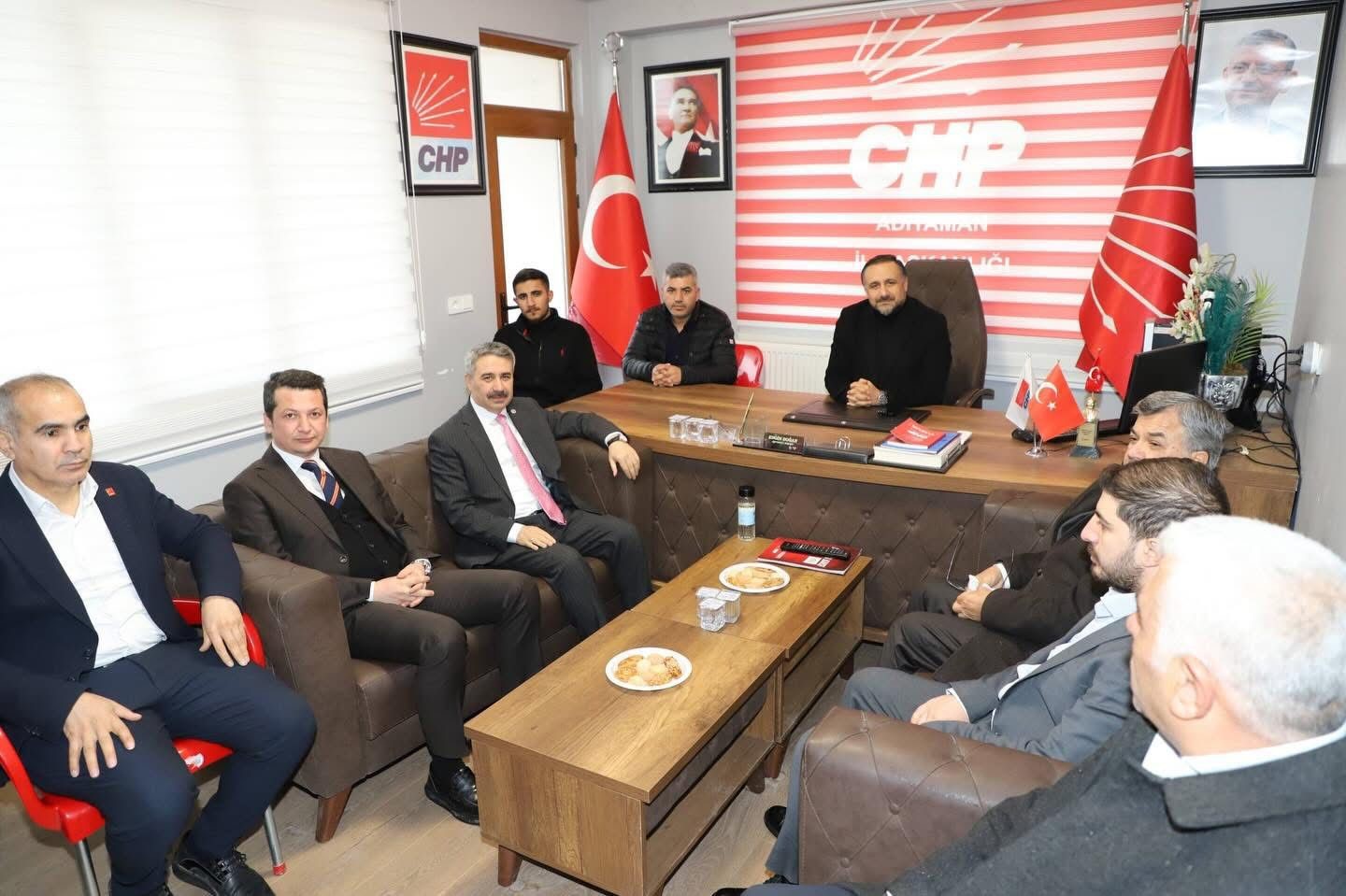 Alkayış: "Siyasi partiler demokrasimizin vazgeçilmez unsurlarıdır"
Alkayış: "Siyasi partiler demokrasimizin vazgeçilmez unsurlarıdır"