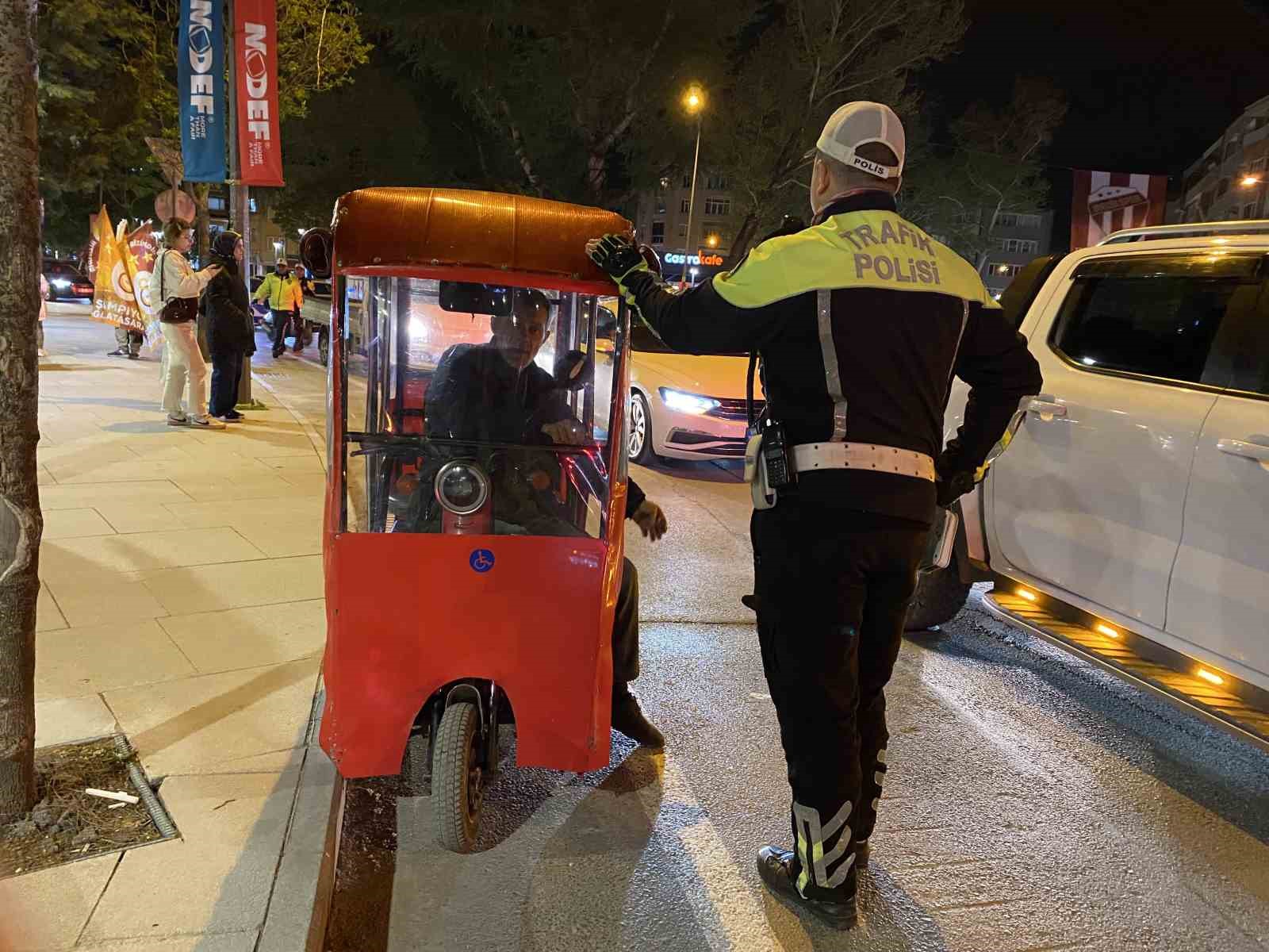 Alkollü araç kullanan sürücüye toplam 92 bin 500 lira ceza
