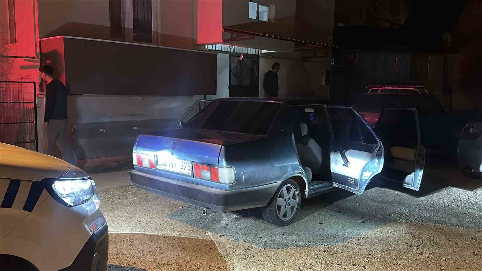 Alkollü sürücü 3 günde iki kez polisten kaçtı, yaklaşık 100 bin lira cezayı yedi
