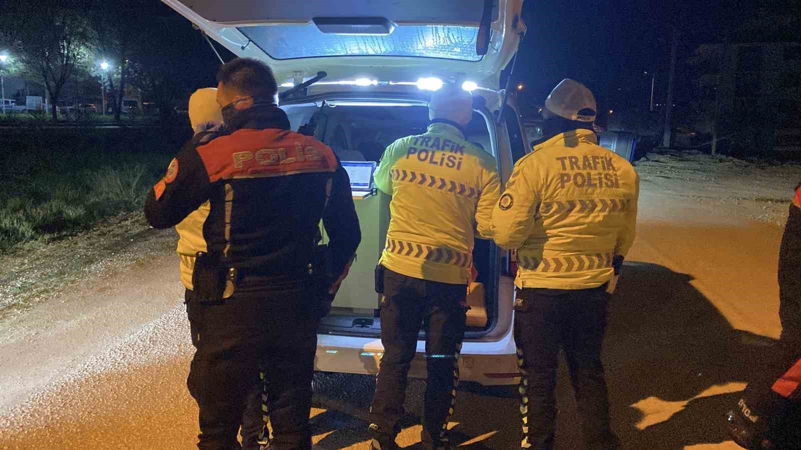 Alkolmetreye üflemeyi reddetti, 200 bin lira ceza yedi
