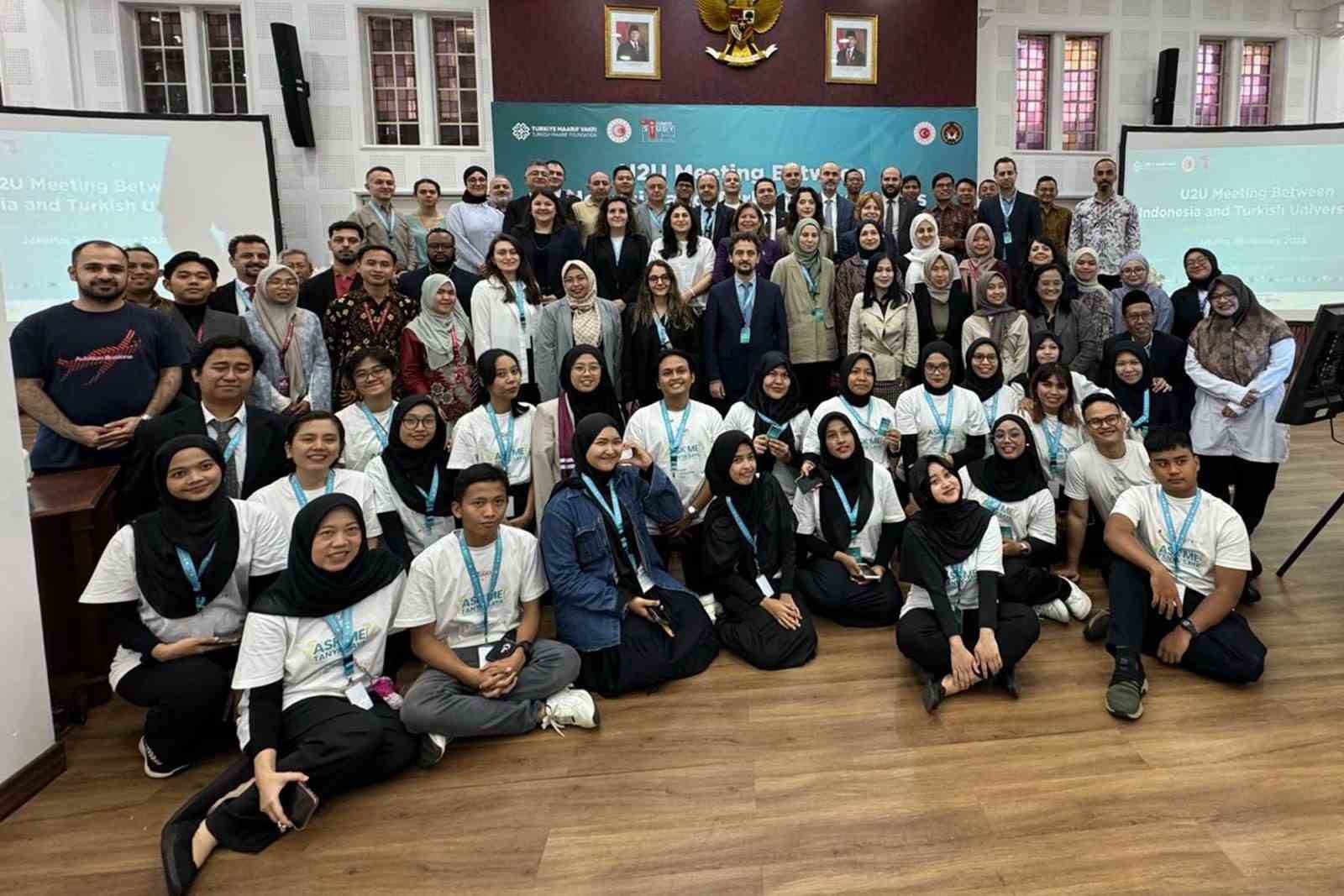 ALKÜ, Endonezya’daki üniversitelerle birlikte projeler yapacak
ALKÜ, Endonezya’daki üniversitelerle birlikte projeler yapacak