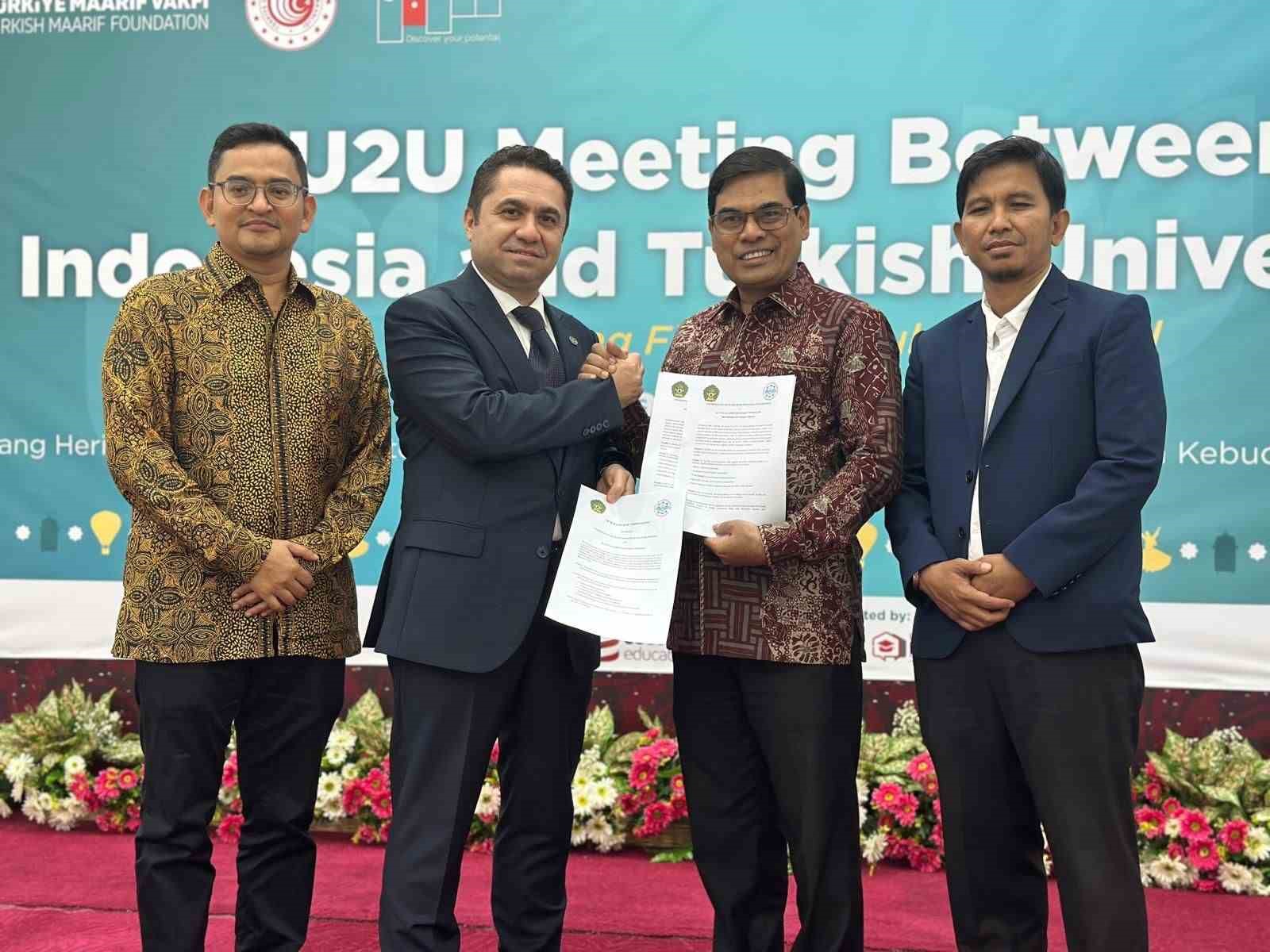 ALKÜ, Endonezya’daki üniversitelerle birlikte projeler yapacak
ALKÜ, Endonezya’daki üniversitelerle birlikte projeler yapacak