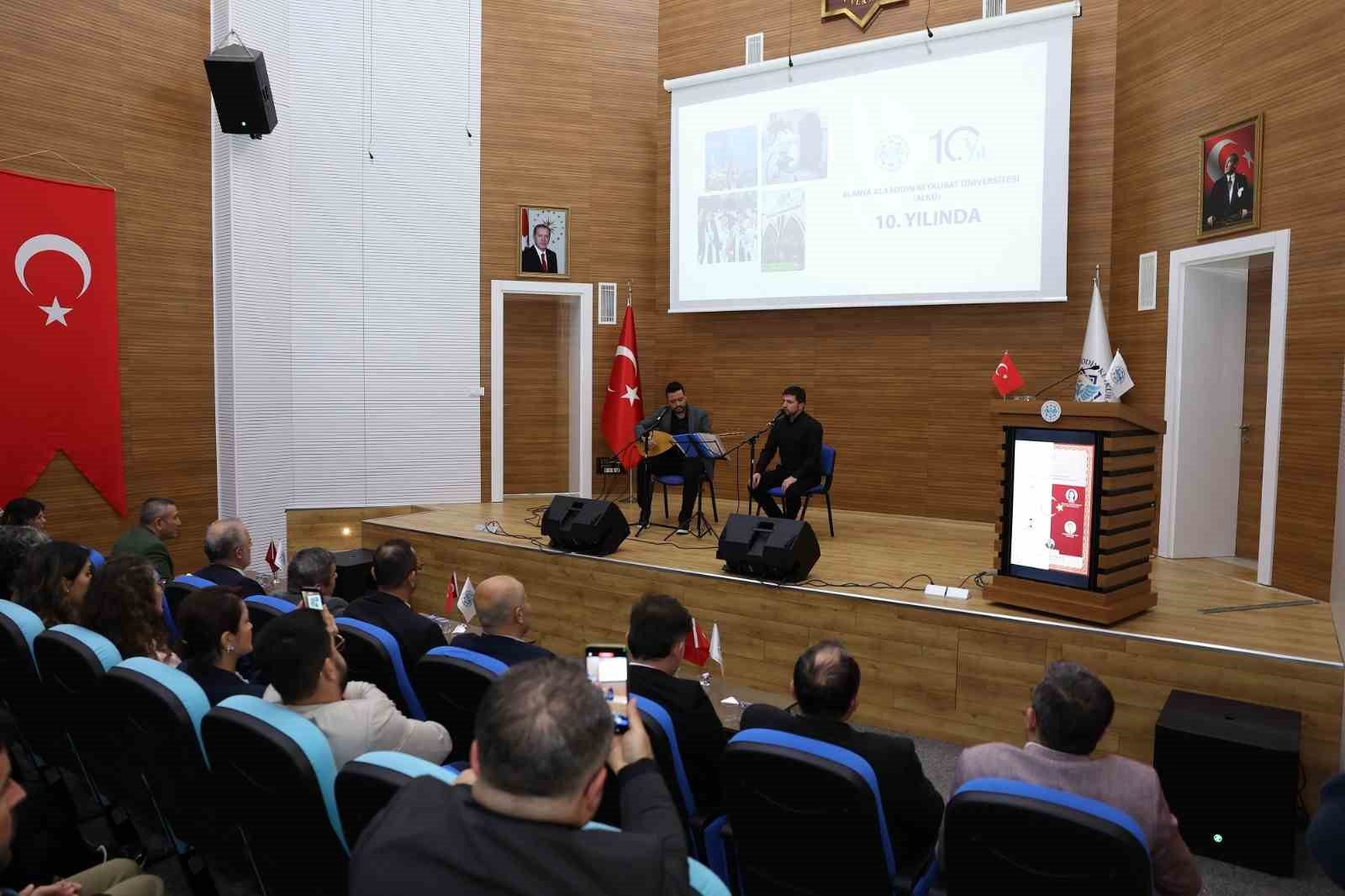 ALKÜ’de iki dev destan tek yürekte buluştu
