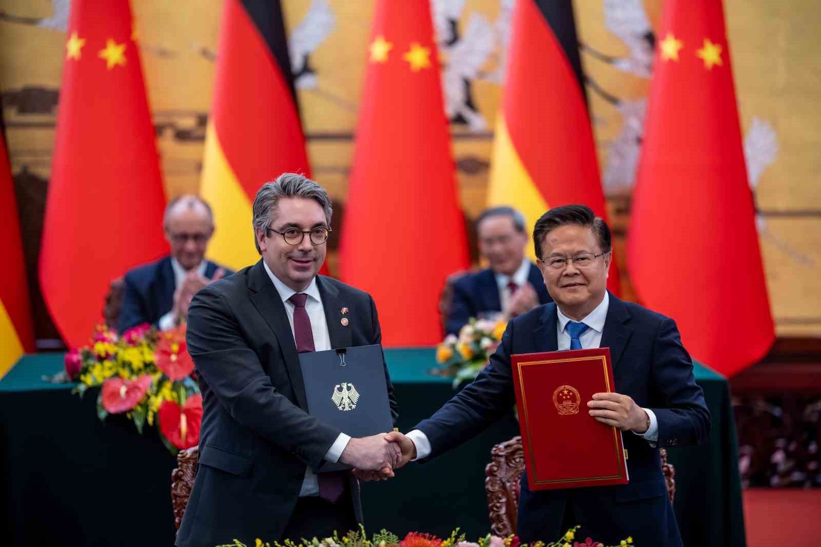 Almanya Başbakanı Merz, Çinli lider Xi ile bir araya geldi
