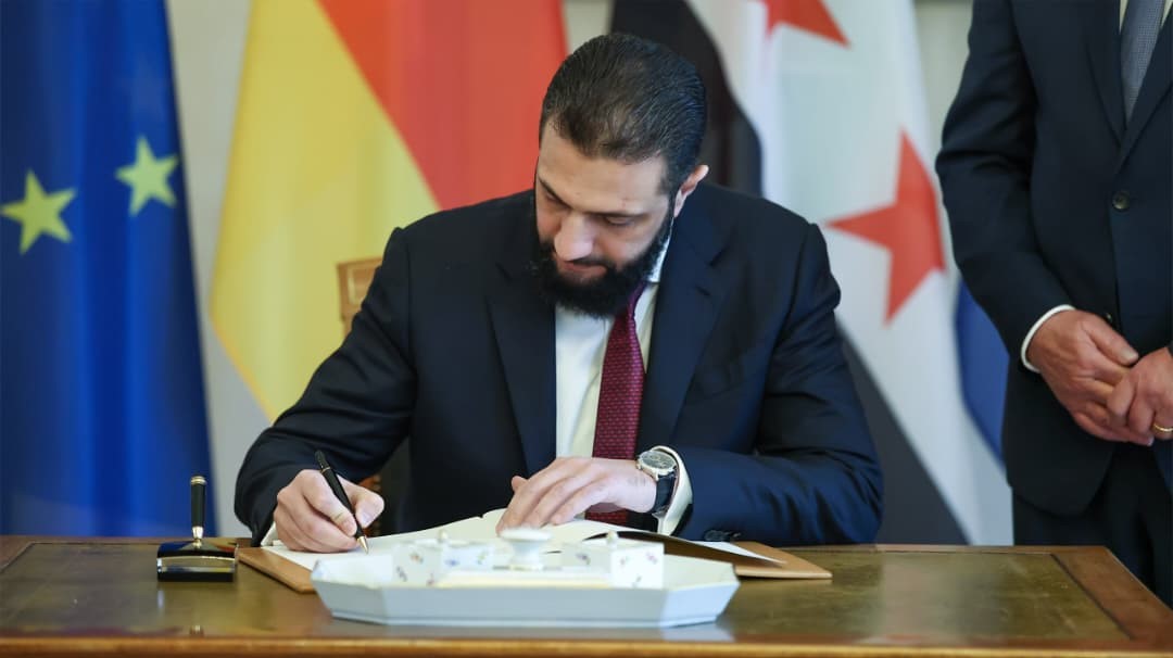 Almanya Cumhurbaşkanı Steinmeier, Suriyeli mevkidaşı eş-Şara ile görüştü
Almanya Cumhurbaşkanı Steinmeier, Suriyeli mevkidaşı eş-Şara ile görüştü