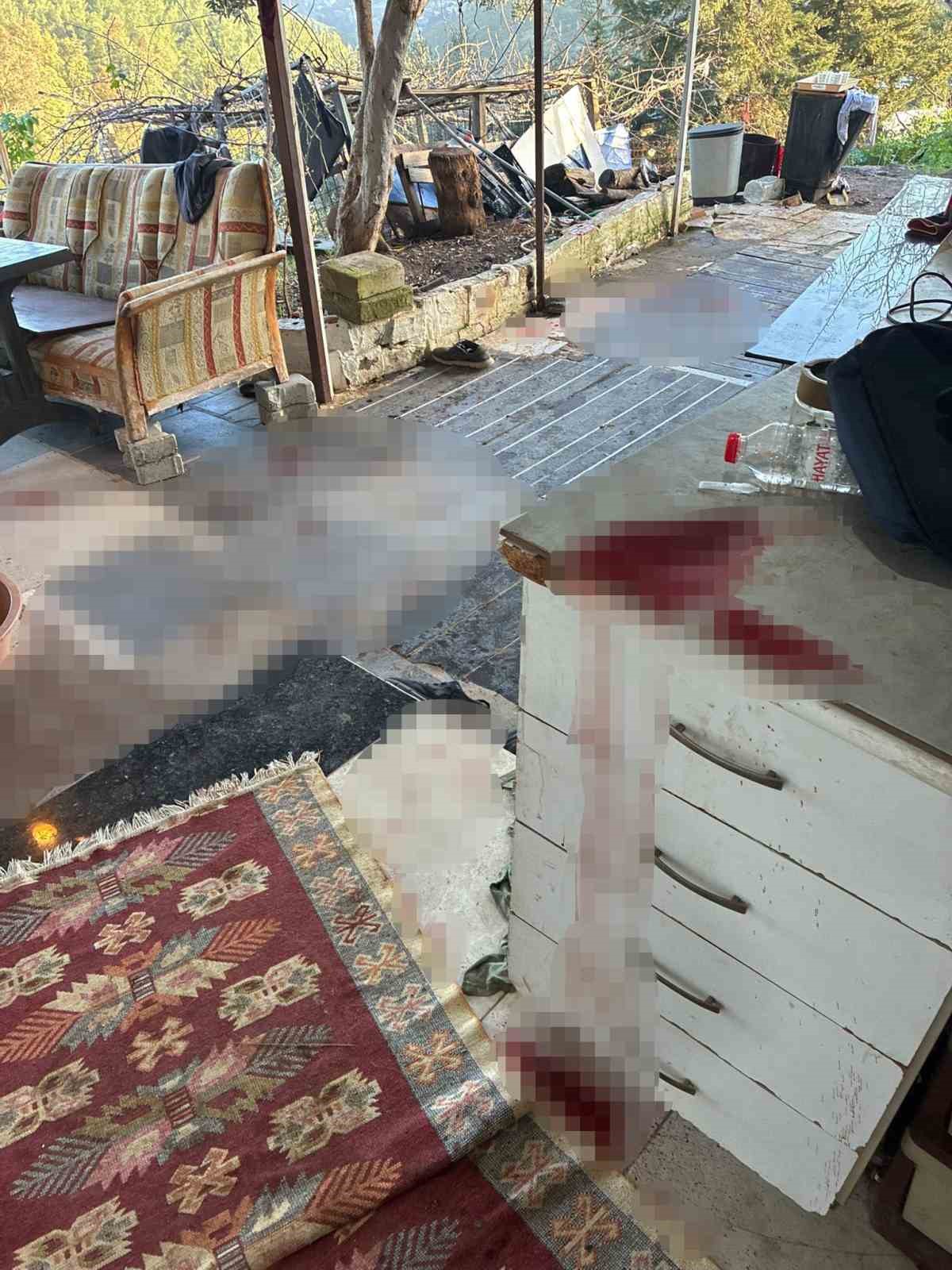 Almanya’dan cinayet için gelmiş: Ablasını öldürdü eniştesini ağır yaraladı
