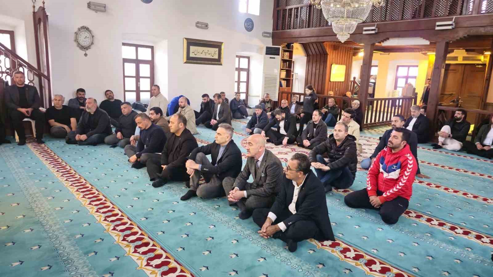 Alparslan Türkeş vefatının 29. yılında dualarla anıldı
