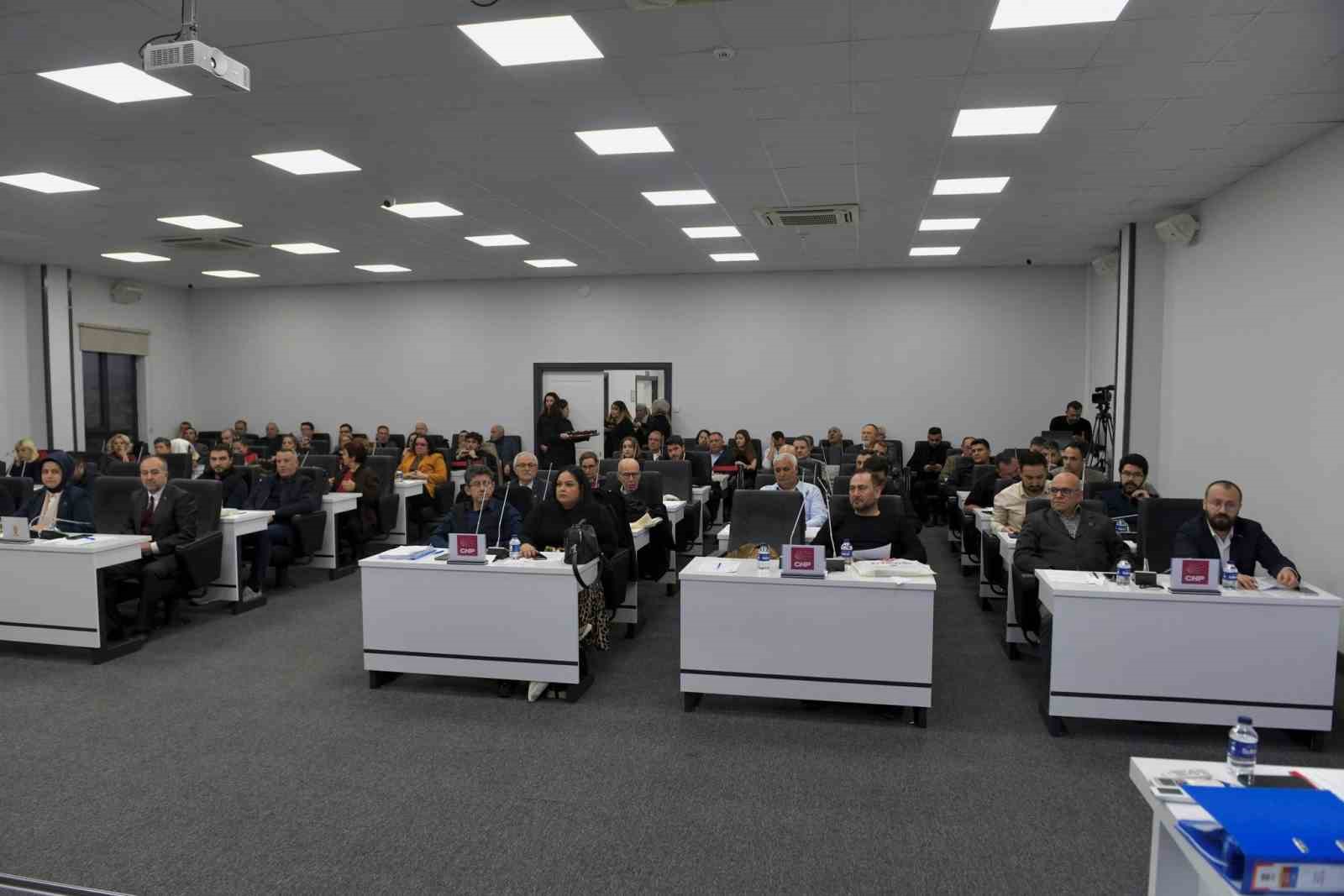 Altıeylül Meclisinde tüm siyasi partilerden tam uzlaşı
Altıeylül Meclisinde tüm siyasi partilerden tam uzlaşı