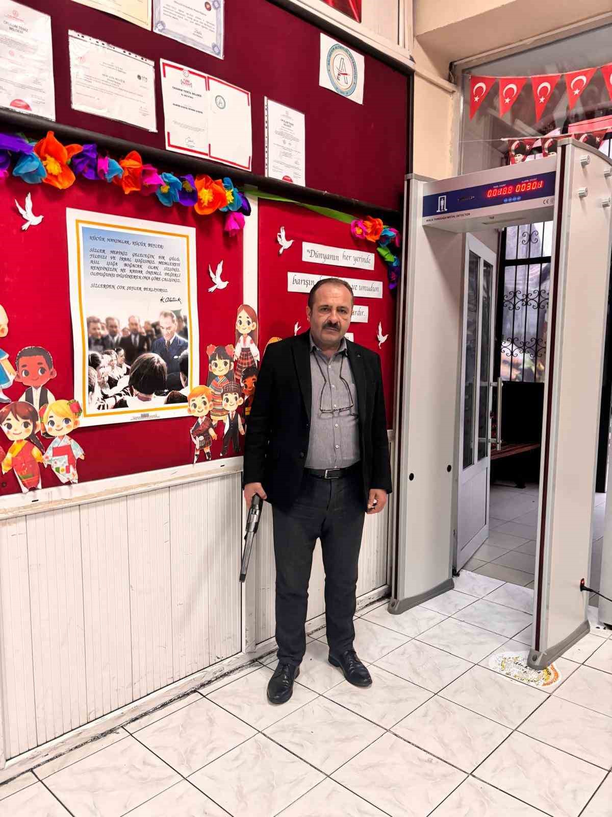 Altıeylül Ortaokulu artık daha güvenli
